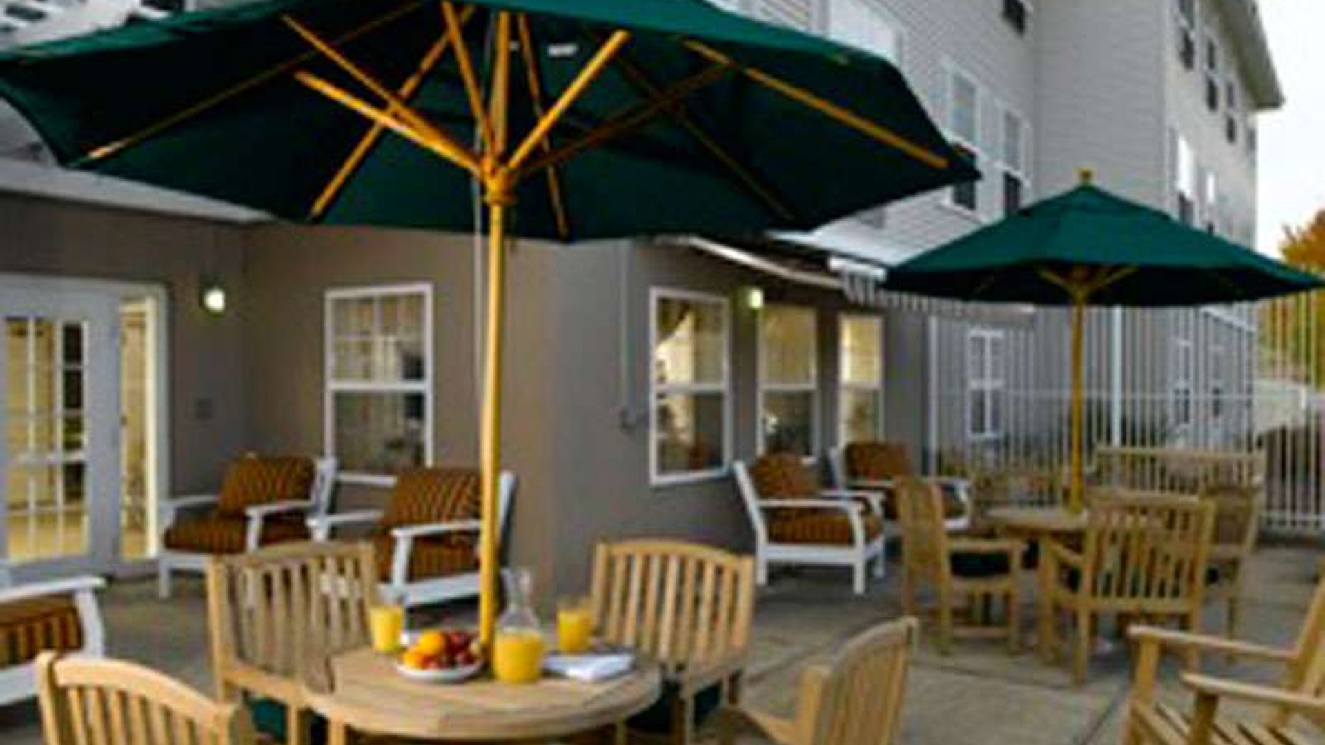 System.Collections.Generic.List`1[AFS.Common.Models.Photo] - Image 3