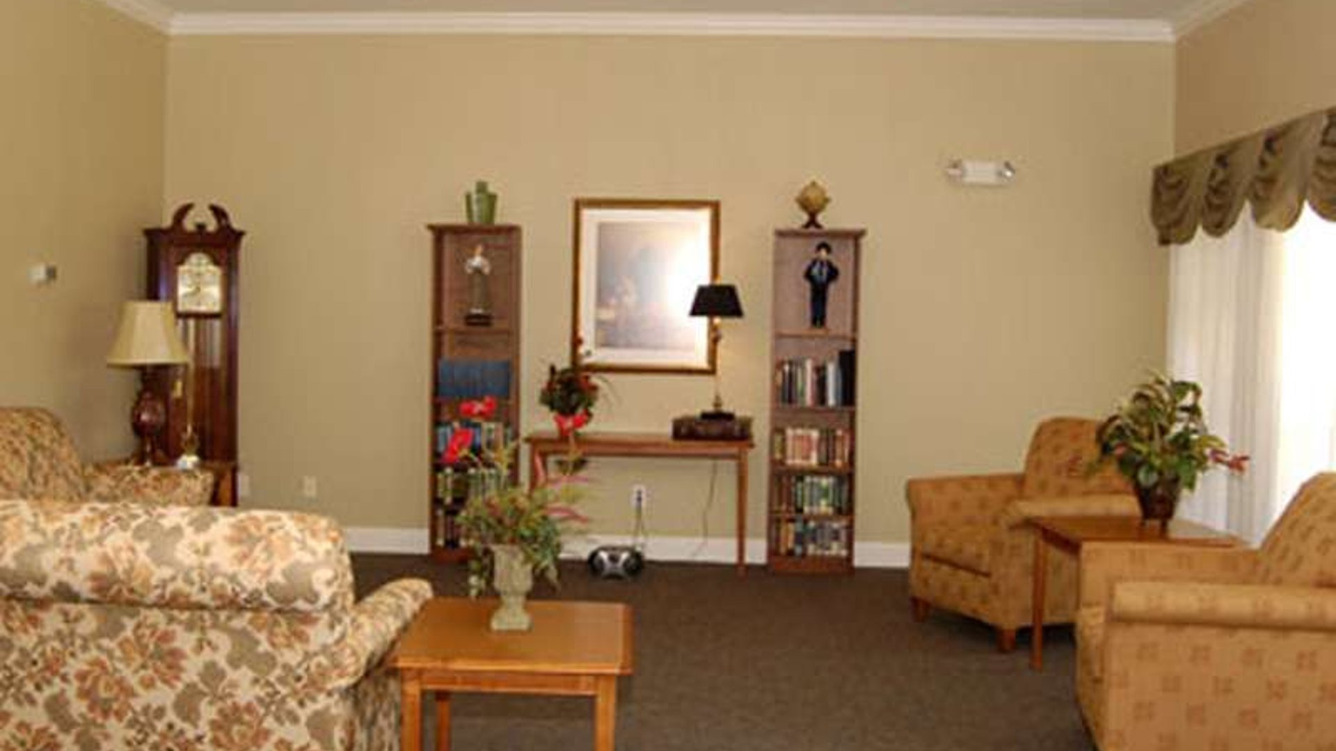 System.Collections.Generic.List`1[AFS.Common.Models.Photo] - Image 3