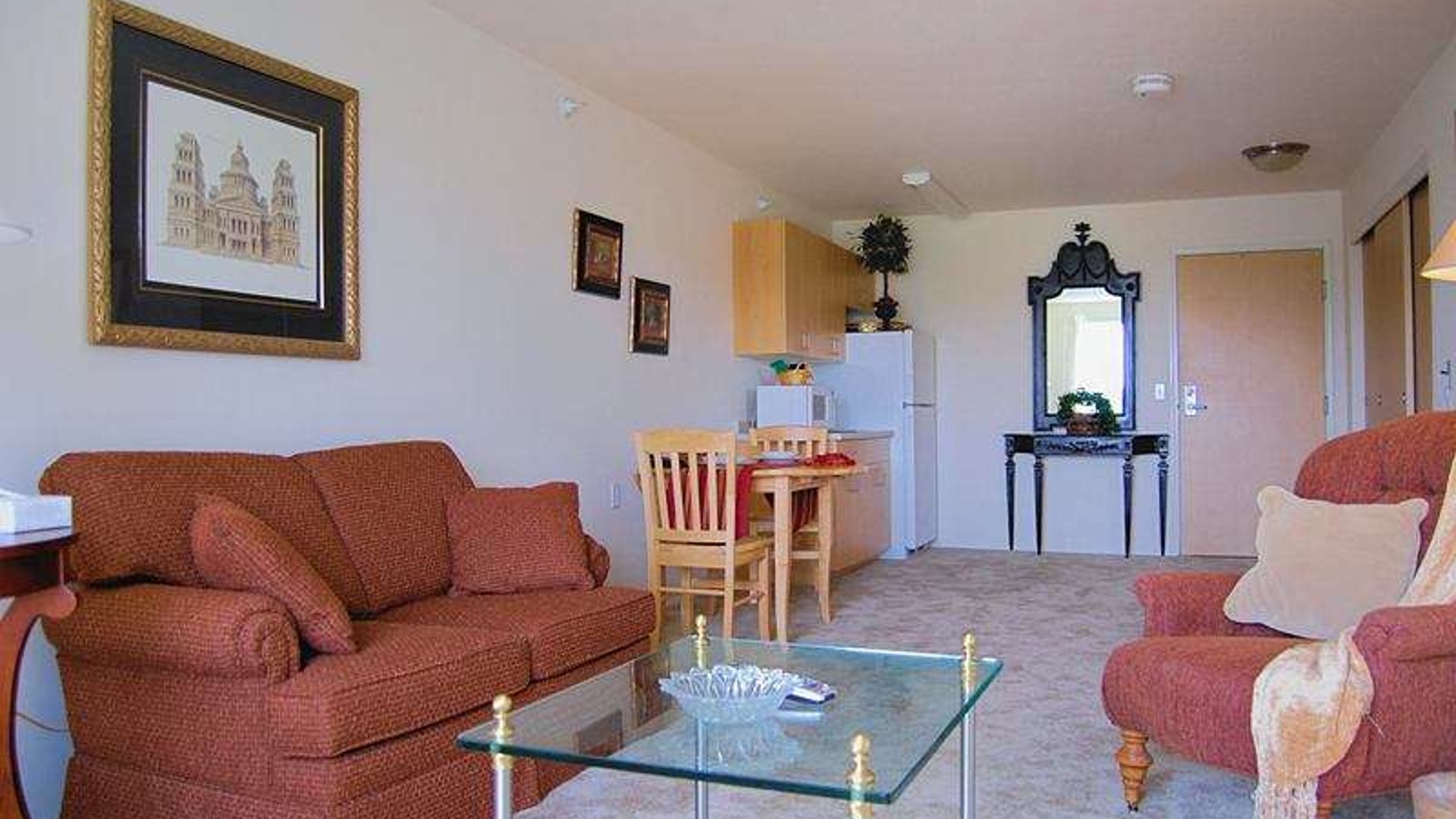 System.Collections.Generic.List`1[AFS.Common.Models.Photo] - Image 6