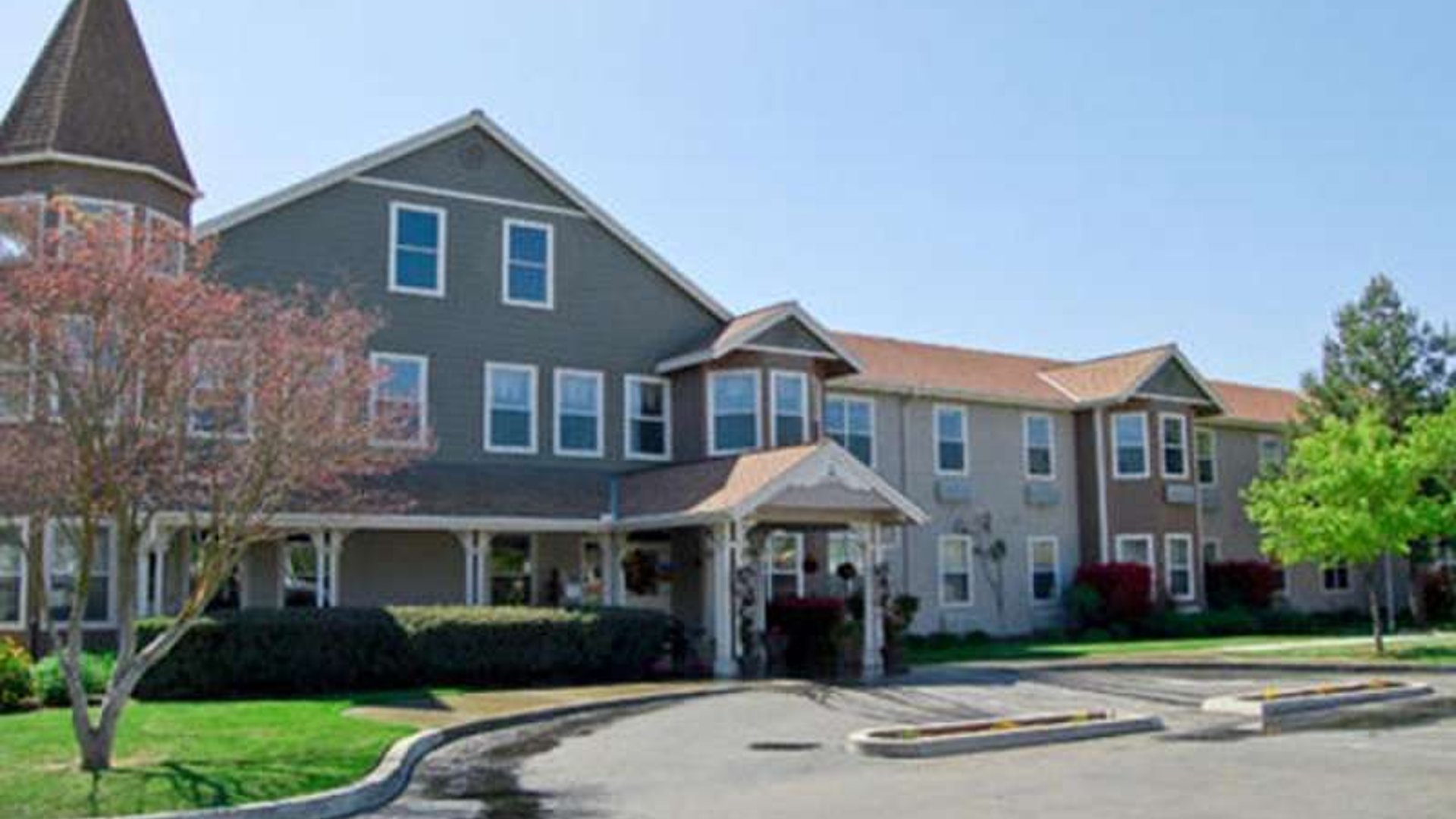 System.Collections.Generic.List`1[AFS.Common.Models.Photo] - Image 1