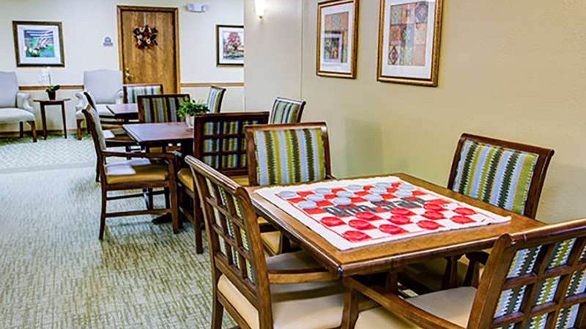 System.Collections.Generic.List`1[AFS.Common.Models.Photo] - Image 3