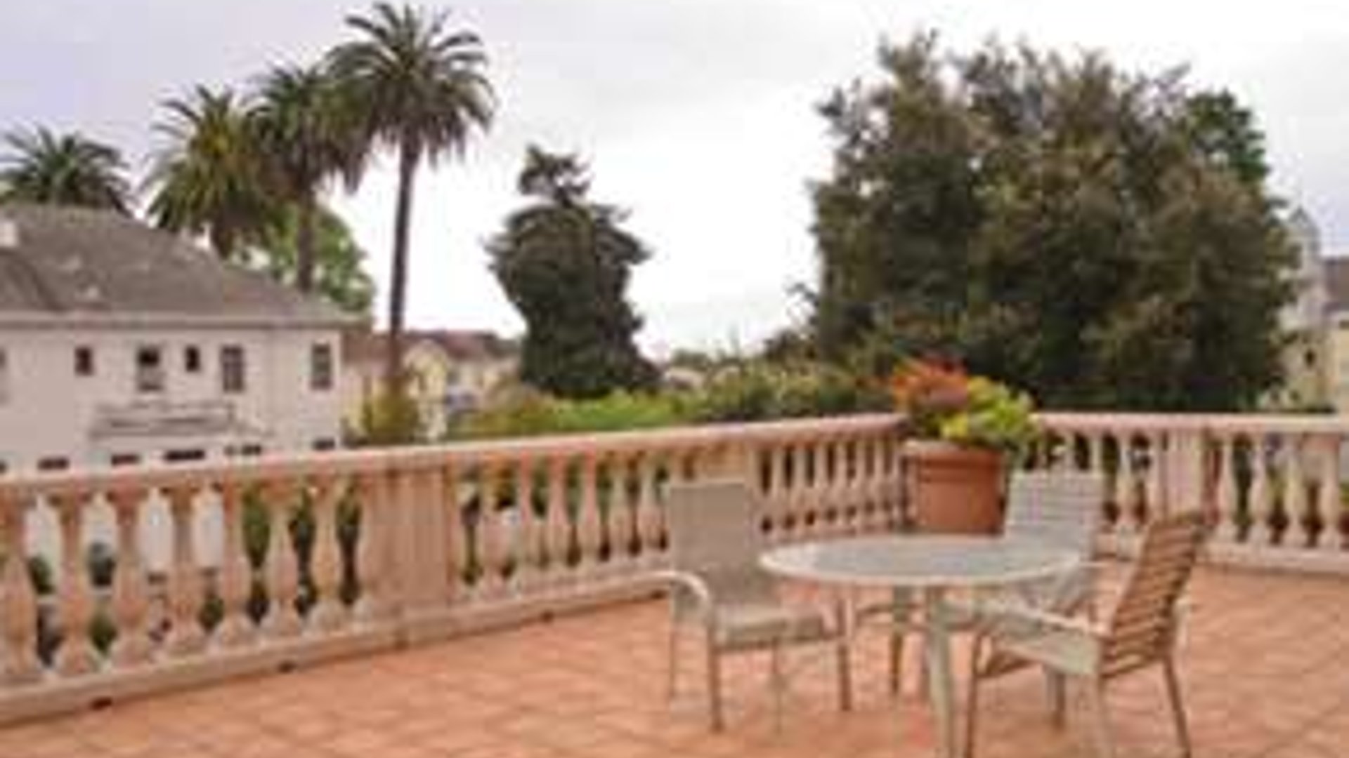 System.Collections.Generic.List`1[AFS.Common.Models.Photo] - Image 1