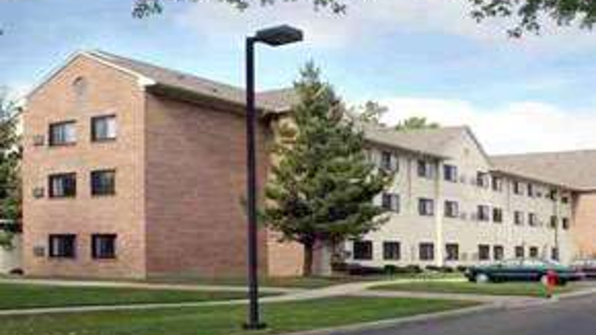 System.Collections.Generic.List`1[AFS.Common.Models.Photo] - Image 1