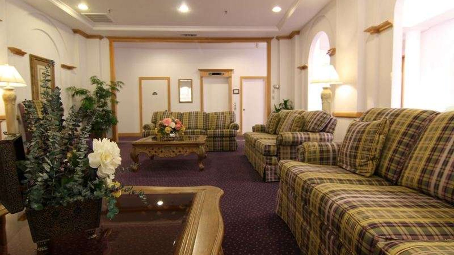 System.Collections.Generic.List`1[AFS.Common.Models.Photo] - Image 2