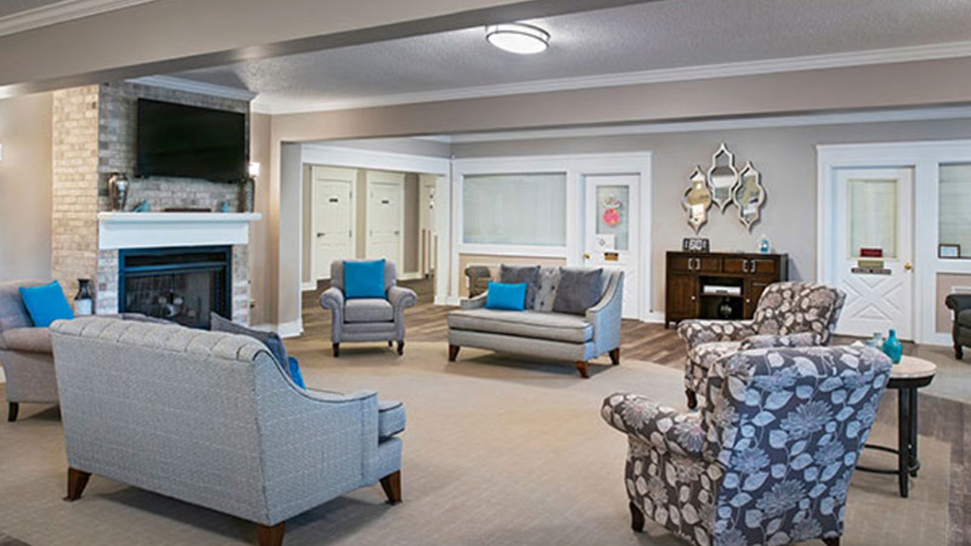 System.Collections.Generic.List`1[AFS.Common.Models.Photo] - Image 3