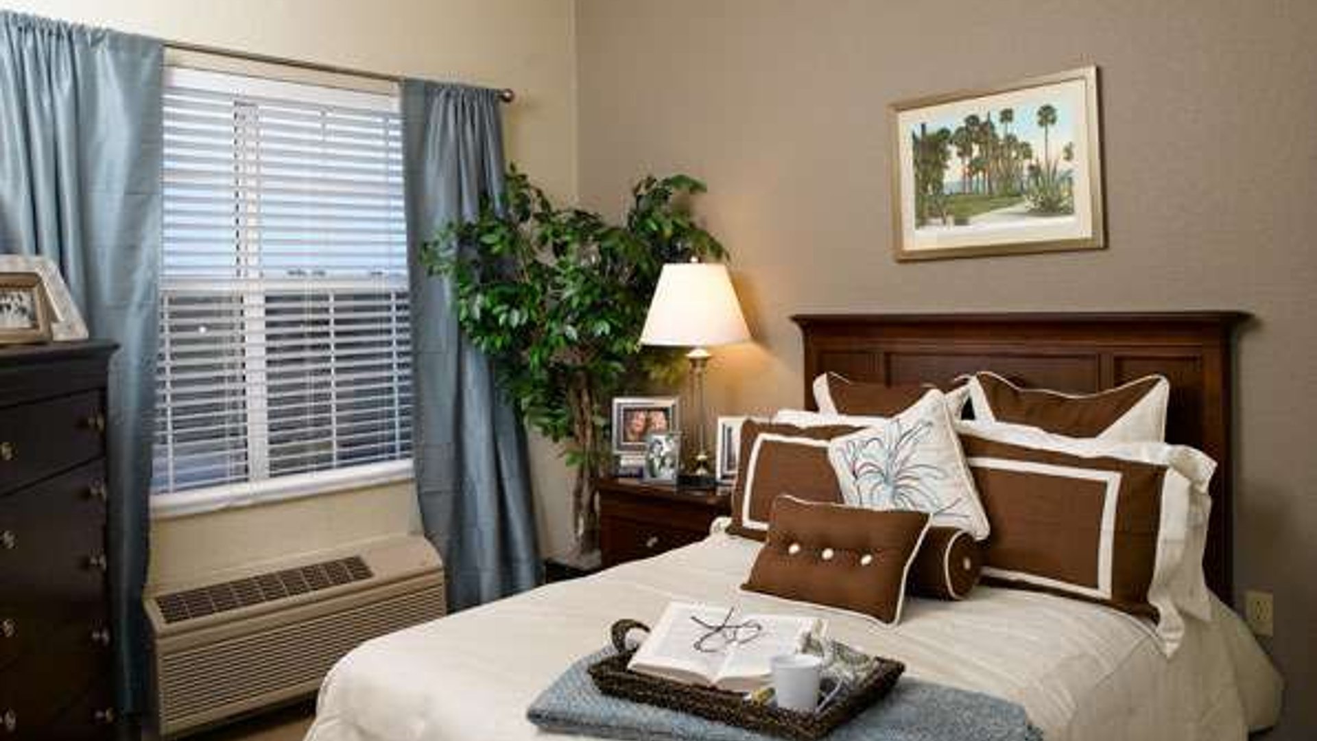 System.Collections.Generic.List`1[AFS.Common.Models.Photo] - Image 3