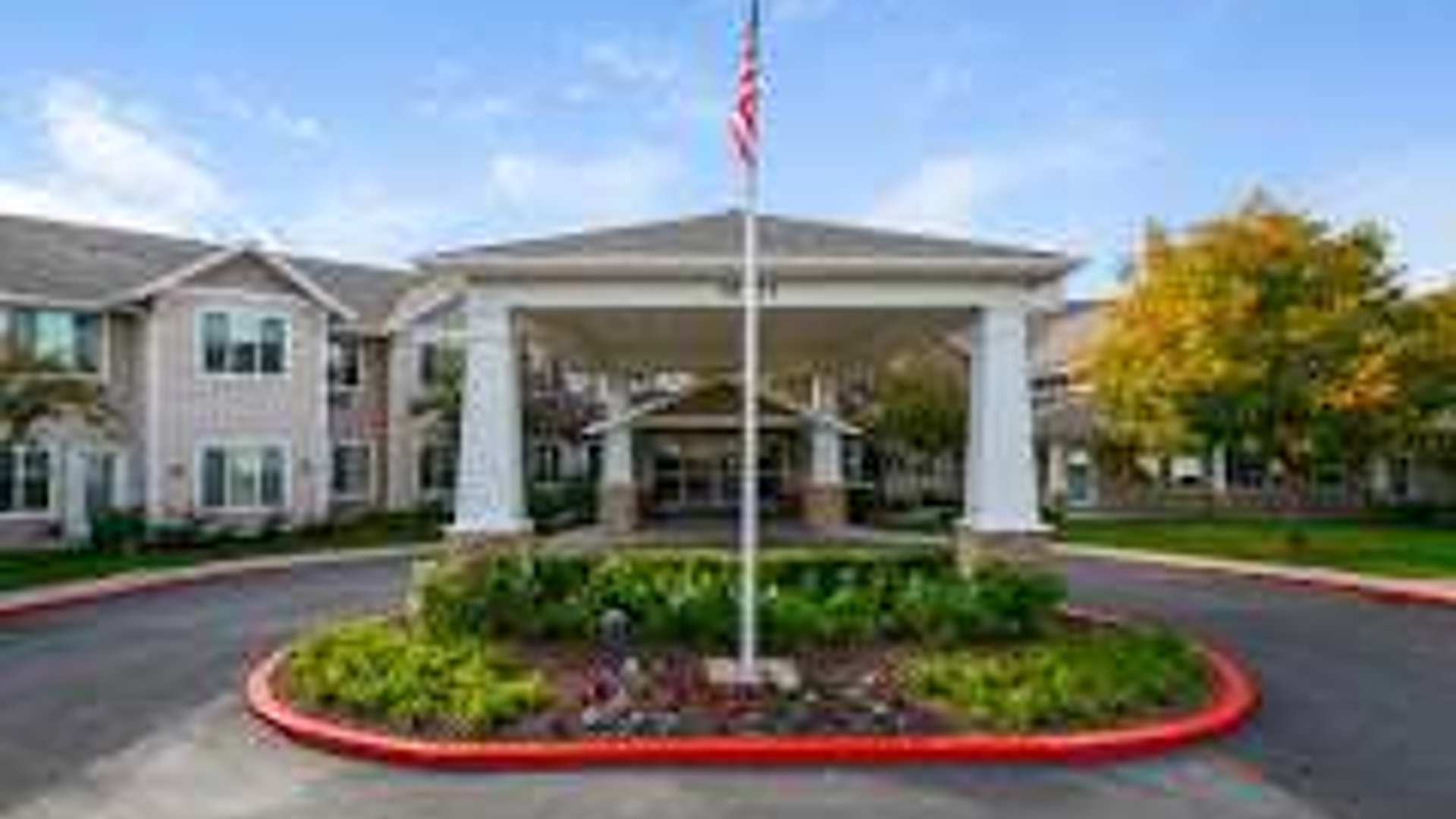 System.Collections.Generic.List`1[AFS.Common.Models.Photo] - Image 1