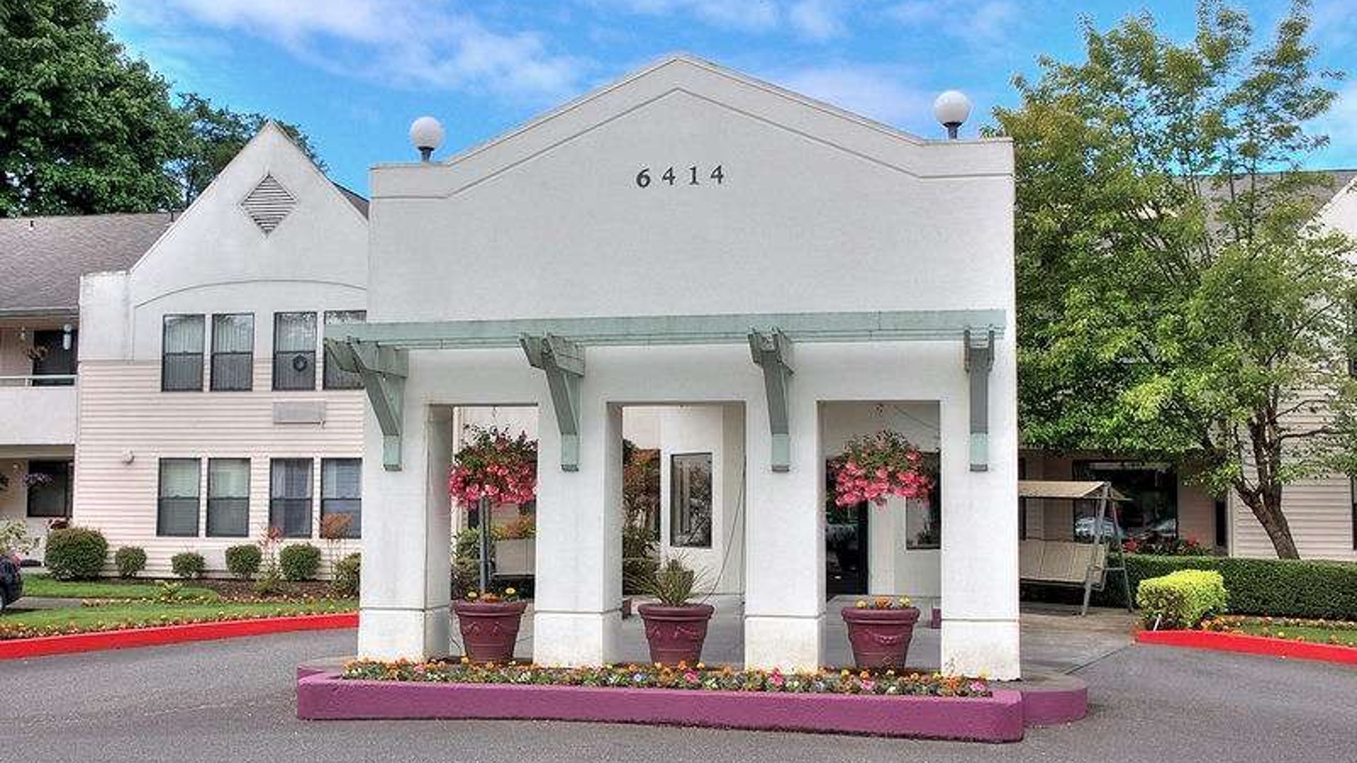 System.Collections.Generic.List`1[AFS.Common.Models.Photo] - Image 1