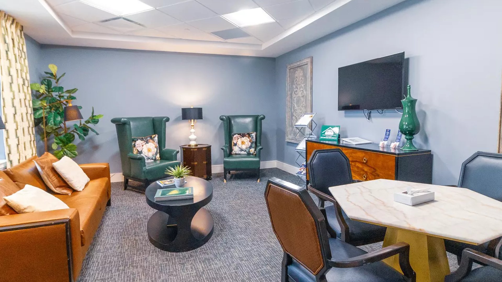 System.Collections.Generic.List`1[AFS.Common.Models.Photo] - Image 4