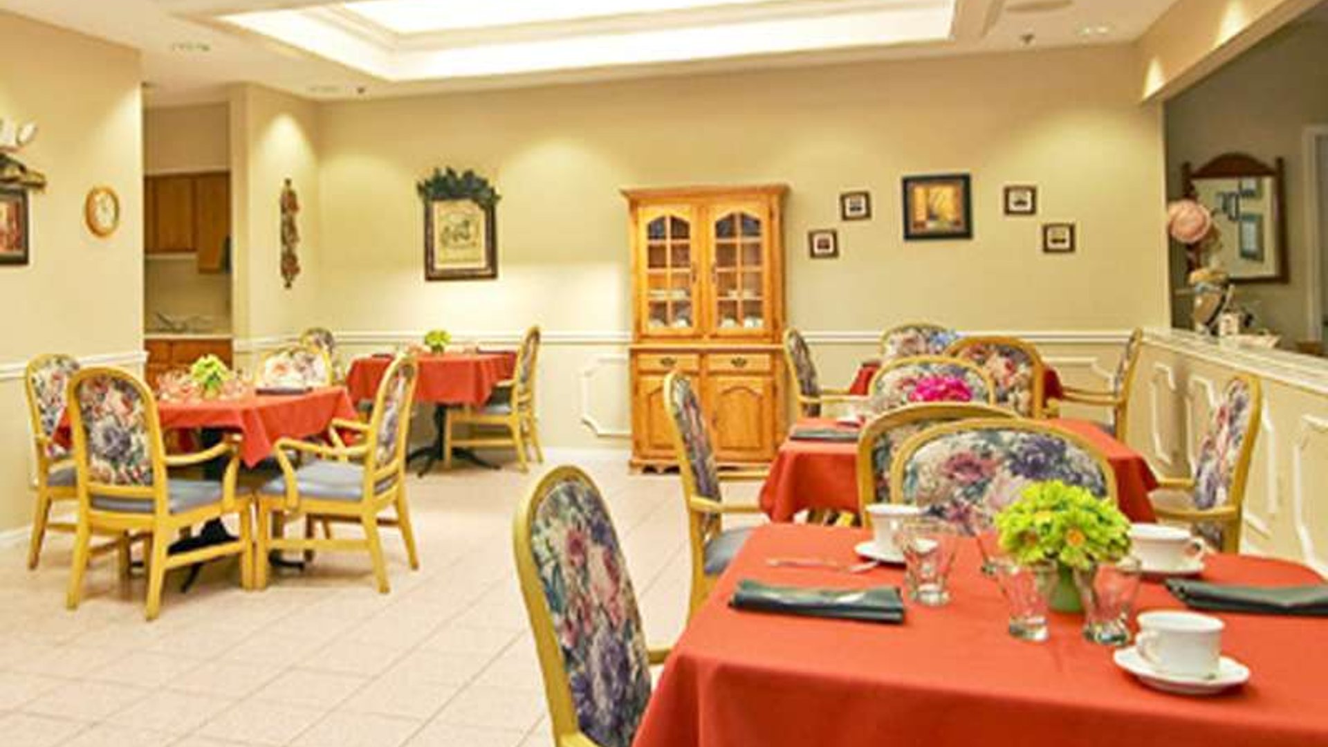 System.Collections.Generic.List`1[AFS.Common.Models.Photo] - Image 2