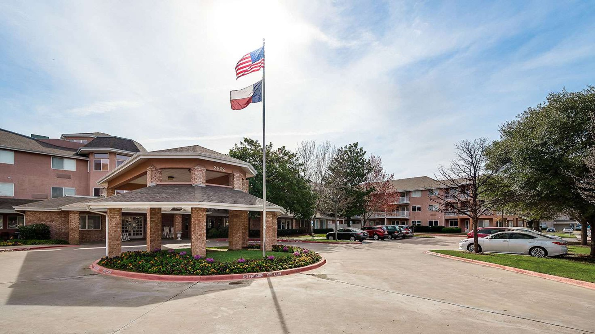 System.Collections.Generic.List`1[AFS.Common.Models.Photo] - Image 1