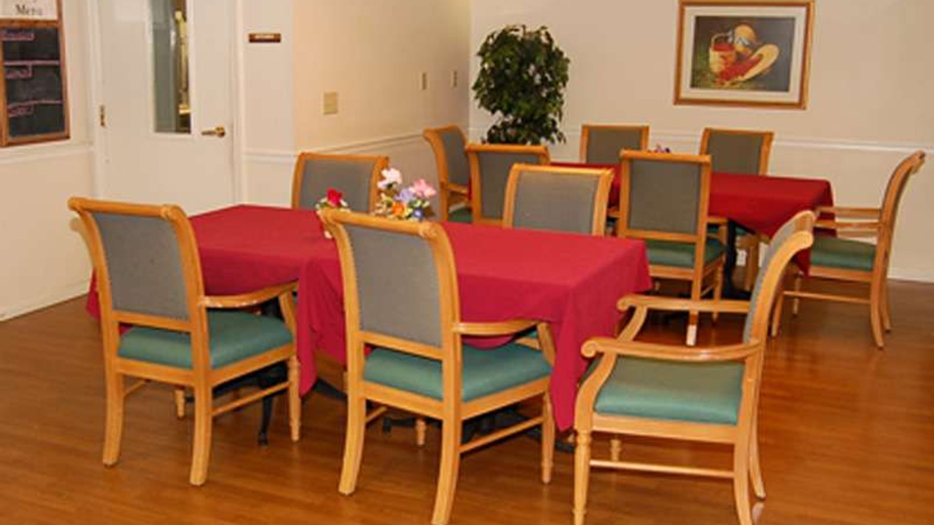 System.Collections.Generic.List`1[AFS.Common.Models.Photo] - Image 2