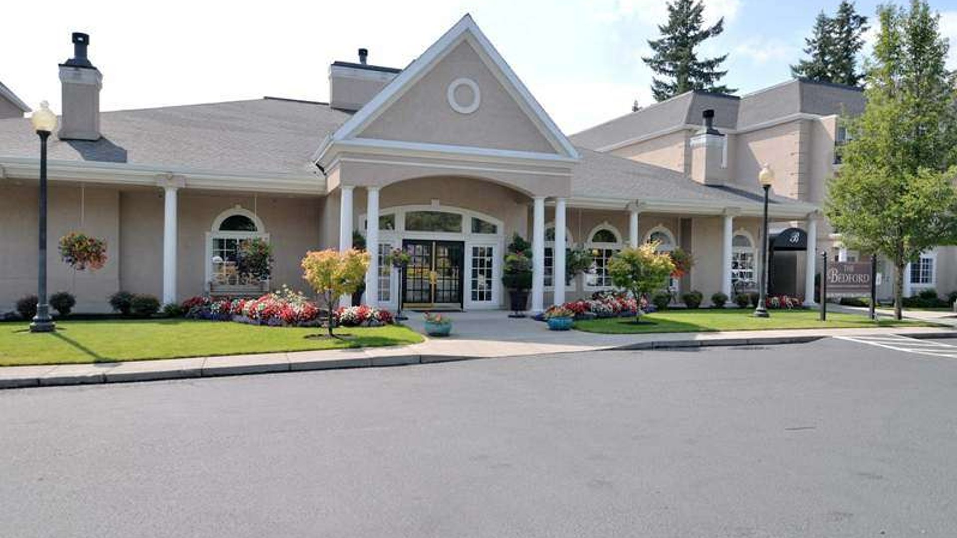 System.Collections.Generic.List`1[AFS.Common.Models.Photo] - Image 1