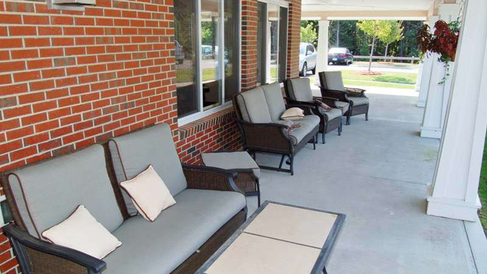 System.Collections.Generic.List`1[AFS.Common.Models.Photo] - Image 6