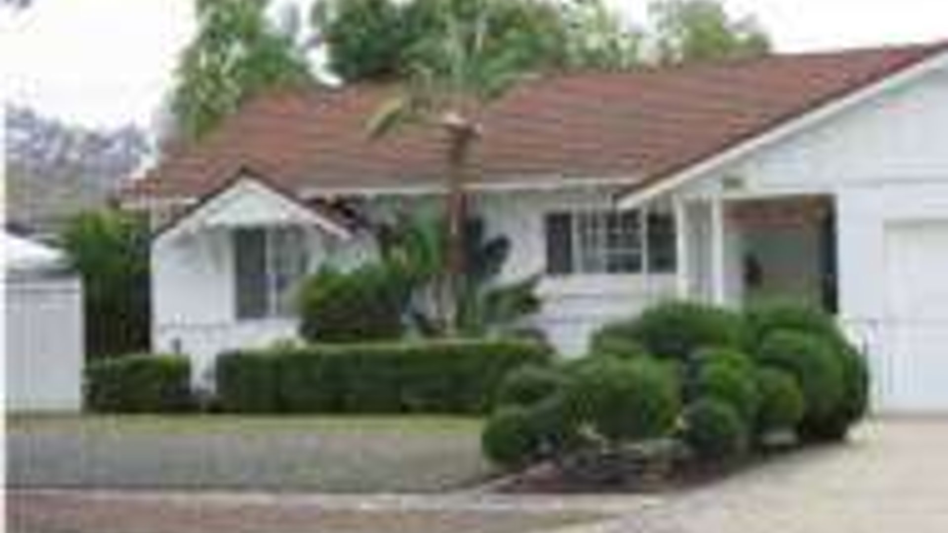 System.Collections.Generic.List`1[AFS.Common.Models.Photo] - Image 1