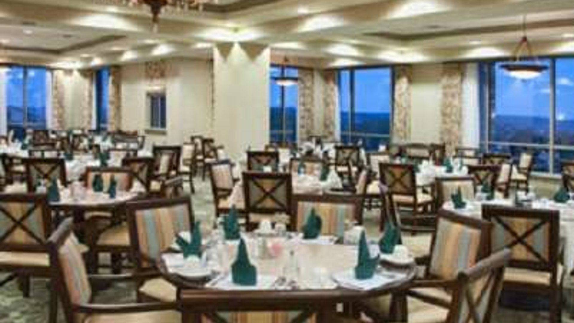 System.Collections.Generic.List`1[AFS.Common.Models.Photo] - Image 3