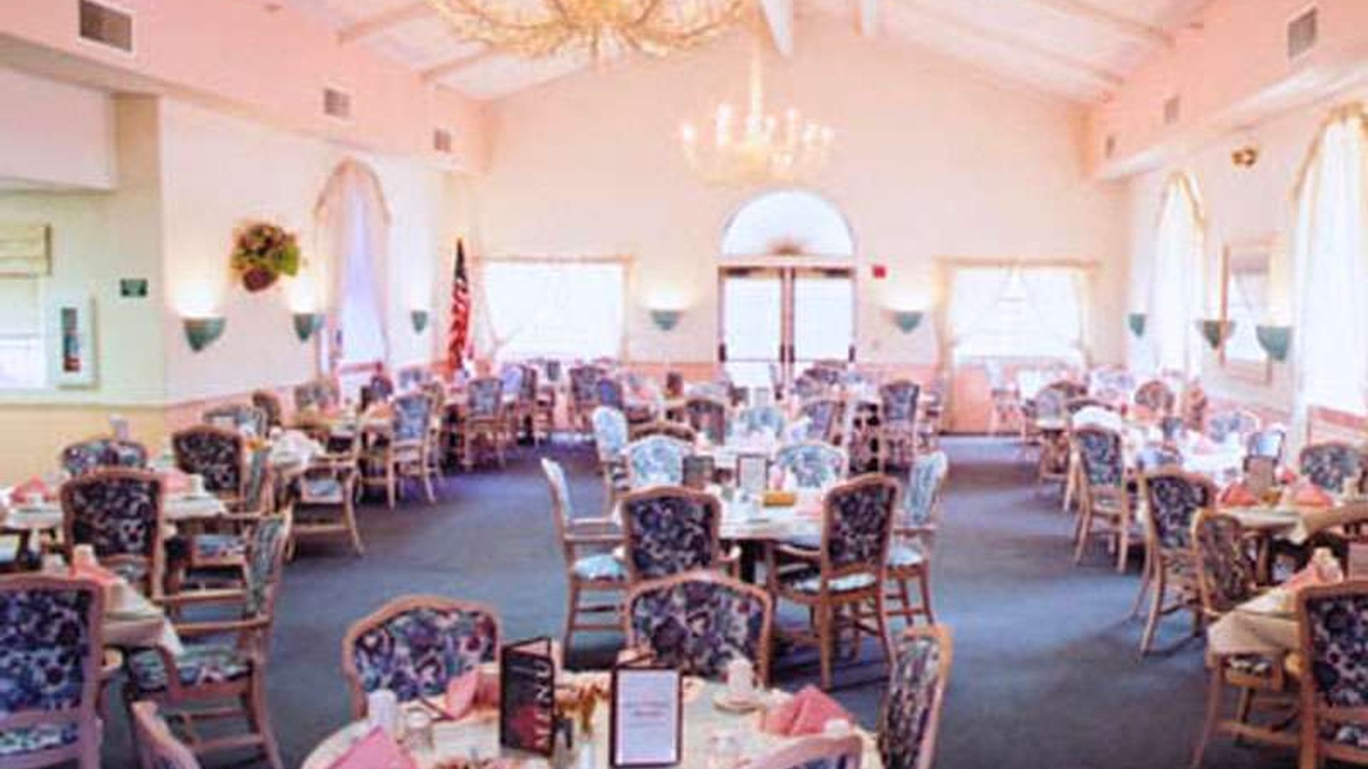 System.Collections.Generic.List`1[AFS.Common.Models.Photo] - Image 3