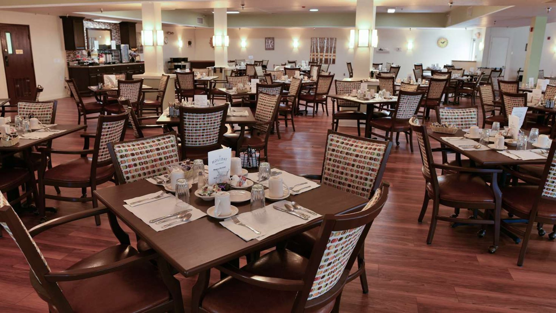 System.Collections.Generic.List`1[AFS.Common.Models.Photo] - Image 2