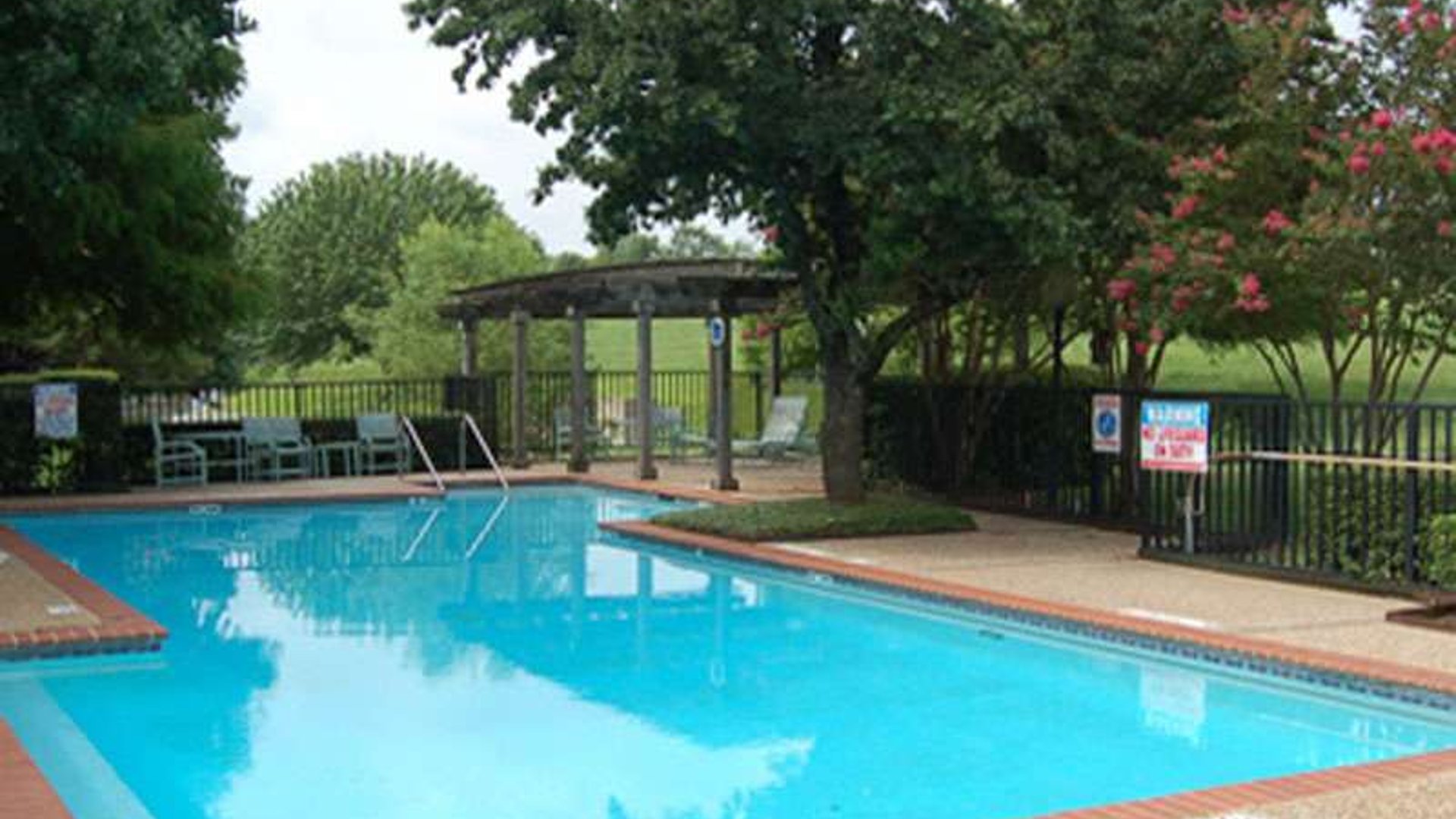 System.Collections.Generic.List`1[AFS.Common.Models.Photo] - Image 5