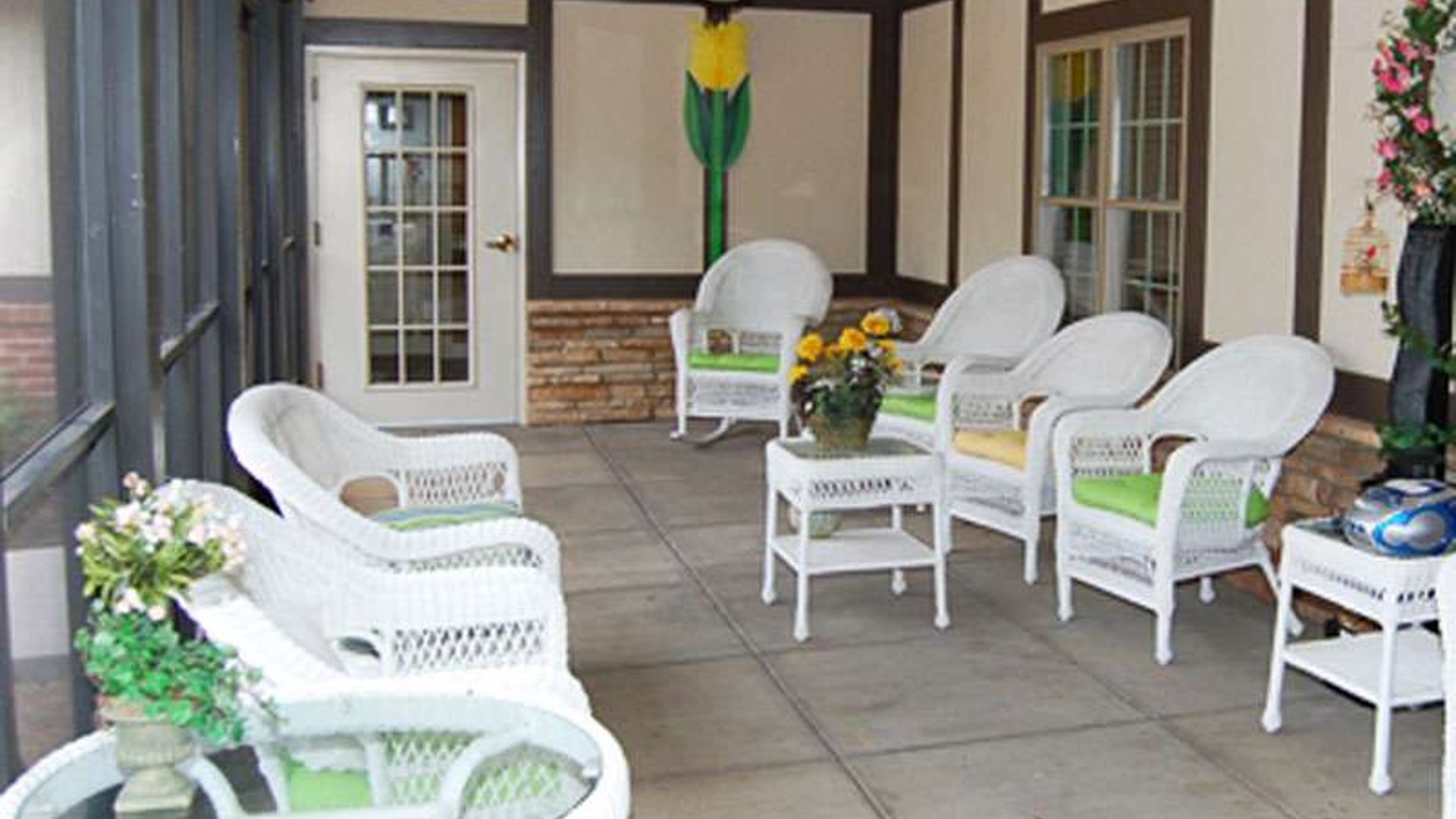 System.Collections.Generic.List`1[AFS.Common.Models.Photo] - Image 2