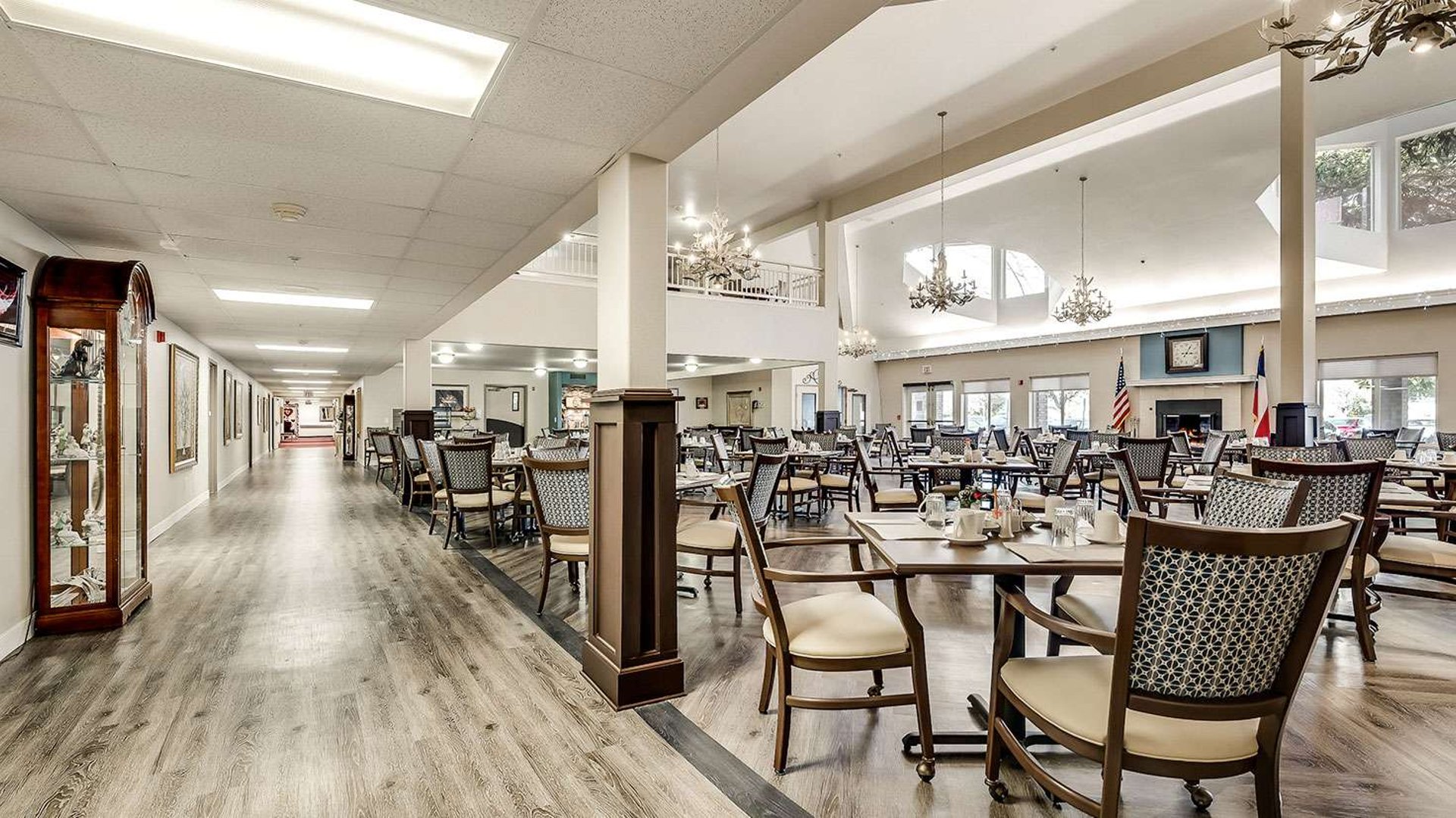 System.Collections.Generic.List`1[AFS.Common.Models.Photo] - Image 3