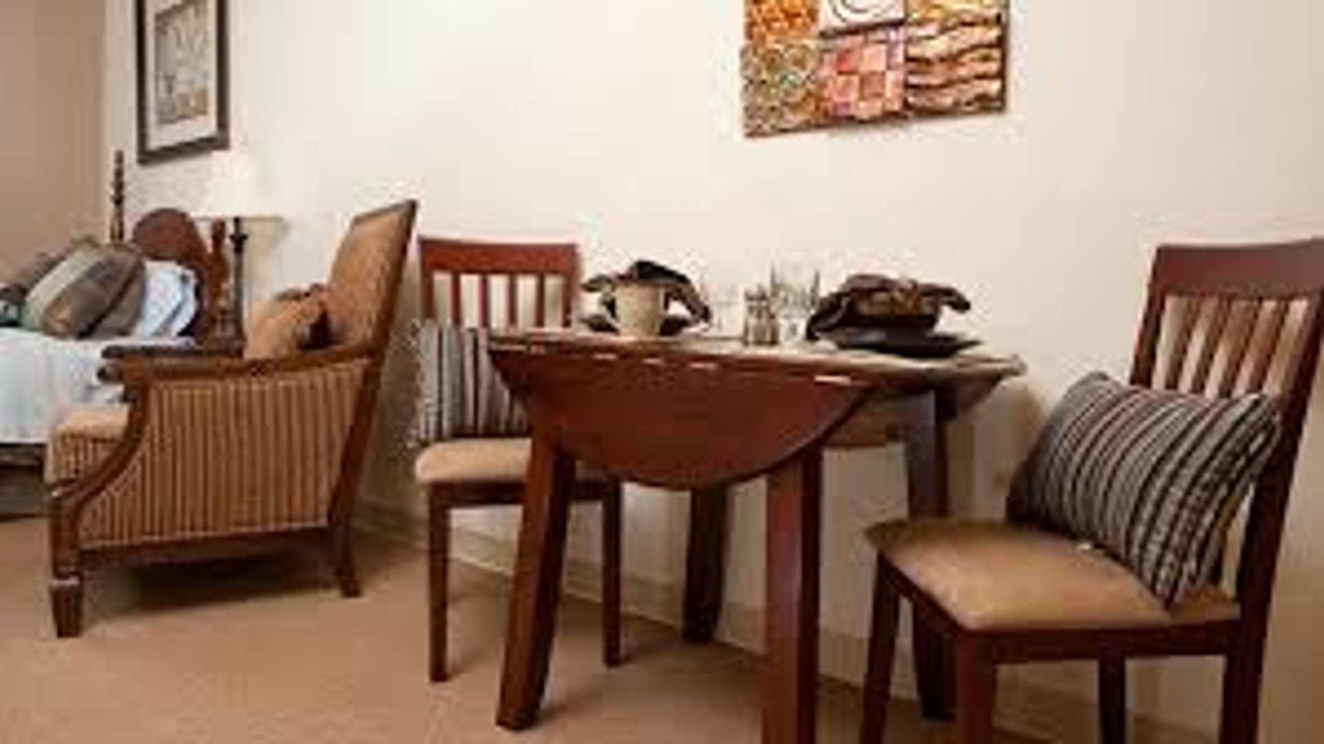 System.Collections.Generic.List`1[AFS.Common.Models.Photo] - Image 5