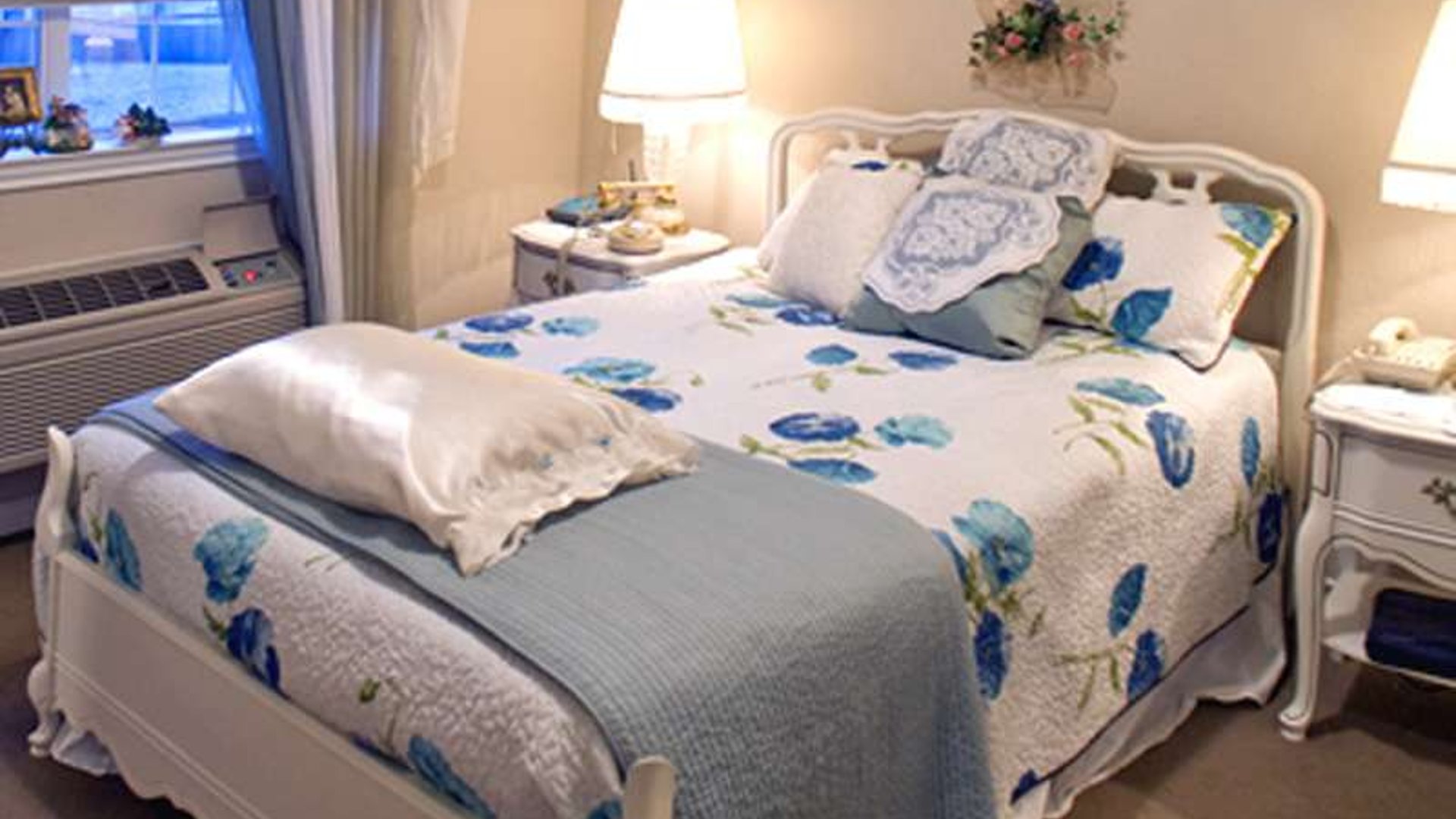 System.Collections.Generic.List`1[AFS.Common.Models.Photo] - Image 4