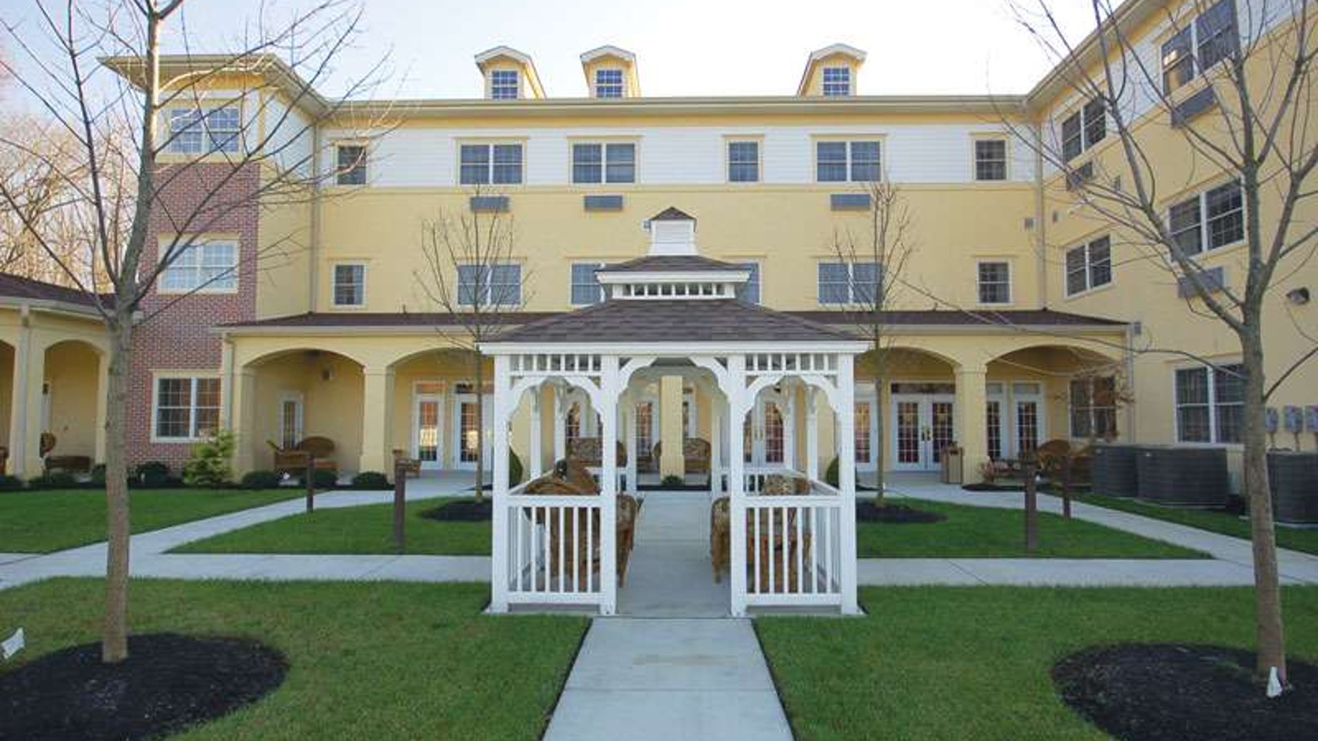 System.Collections.Generic.List`1[AFS.Common.Models.Photo] - Image 1