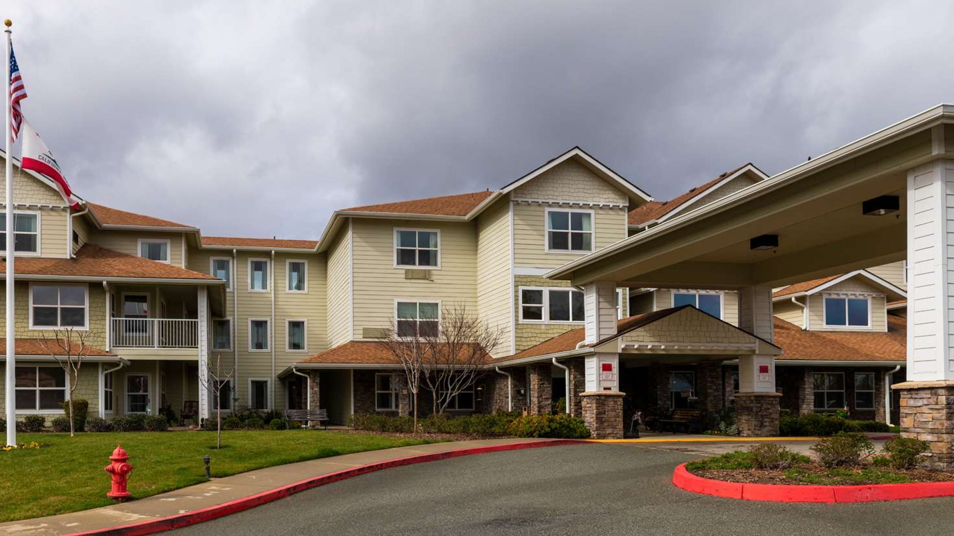 System.Collections.Generic.List`1[AFS.Common.Models.Photo] - Image 1