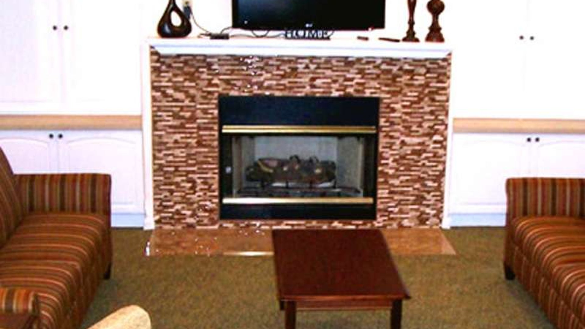 System.Collections.Generic.List`1[AFS.Common.Models.Photo] - Image 4