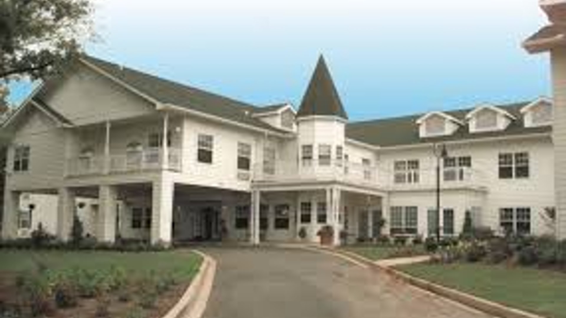 System.Collections.Generic.List`1[AFS.Common.Models.Photo] - Image 1