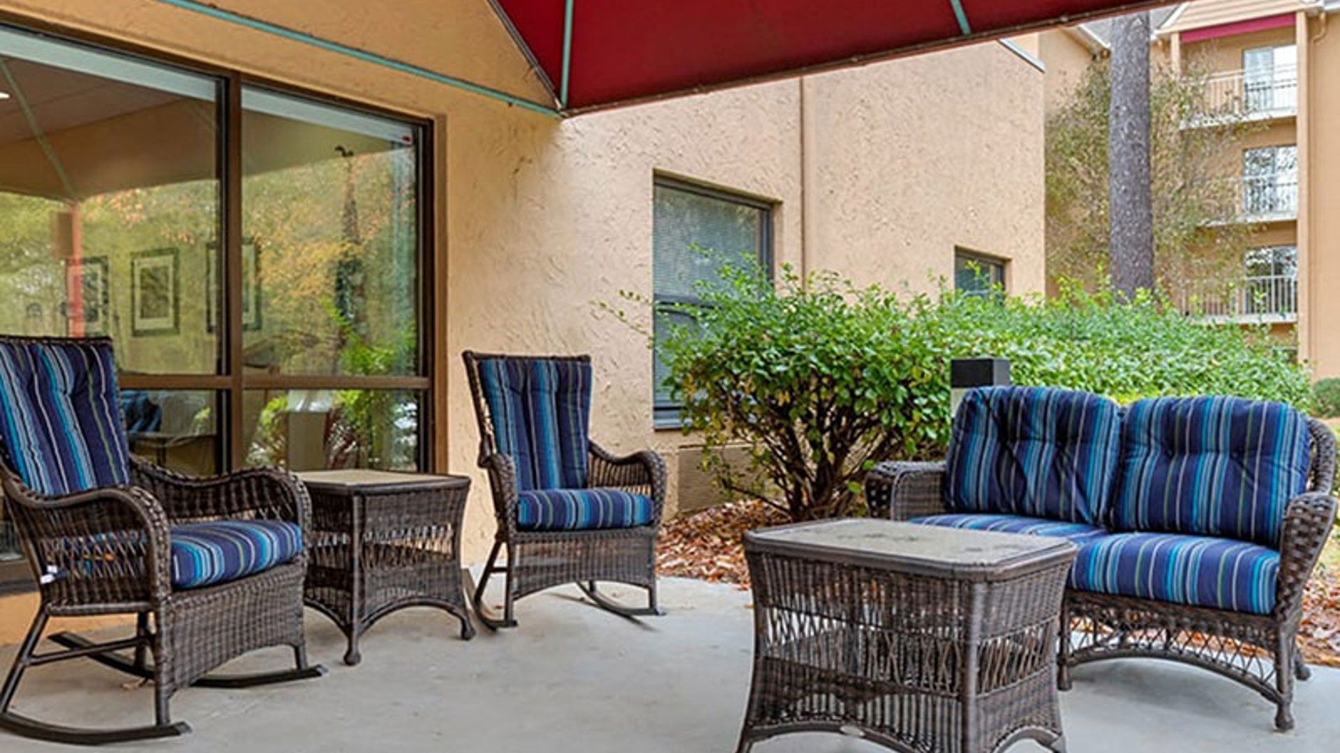 System.Collections.Generic.List`1[AFS.Common.Models.Photo] - Image 3