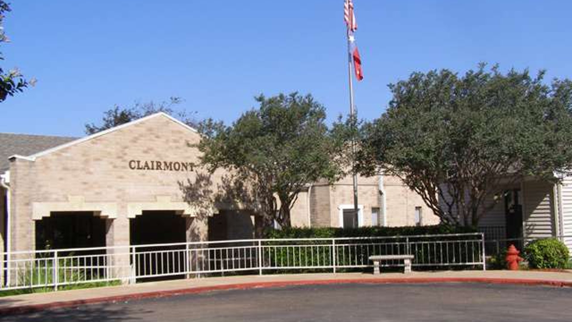 System.Collections.Generic.List`1[AFS.Common.Models.Photo] - Image 1