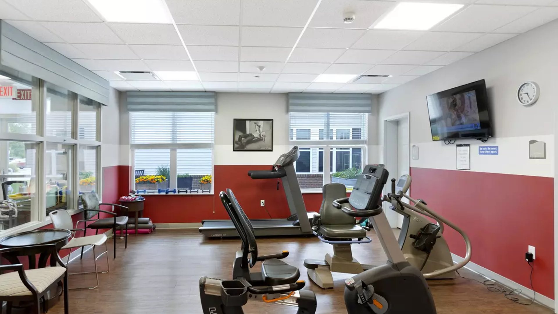 System.Collections.Generic.List`1[AFS.Common.Models.Photo] - Image 5