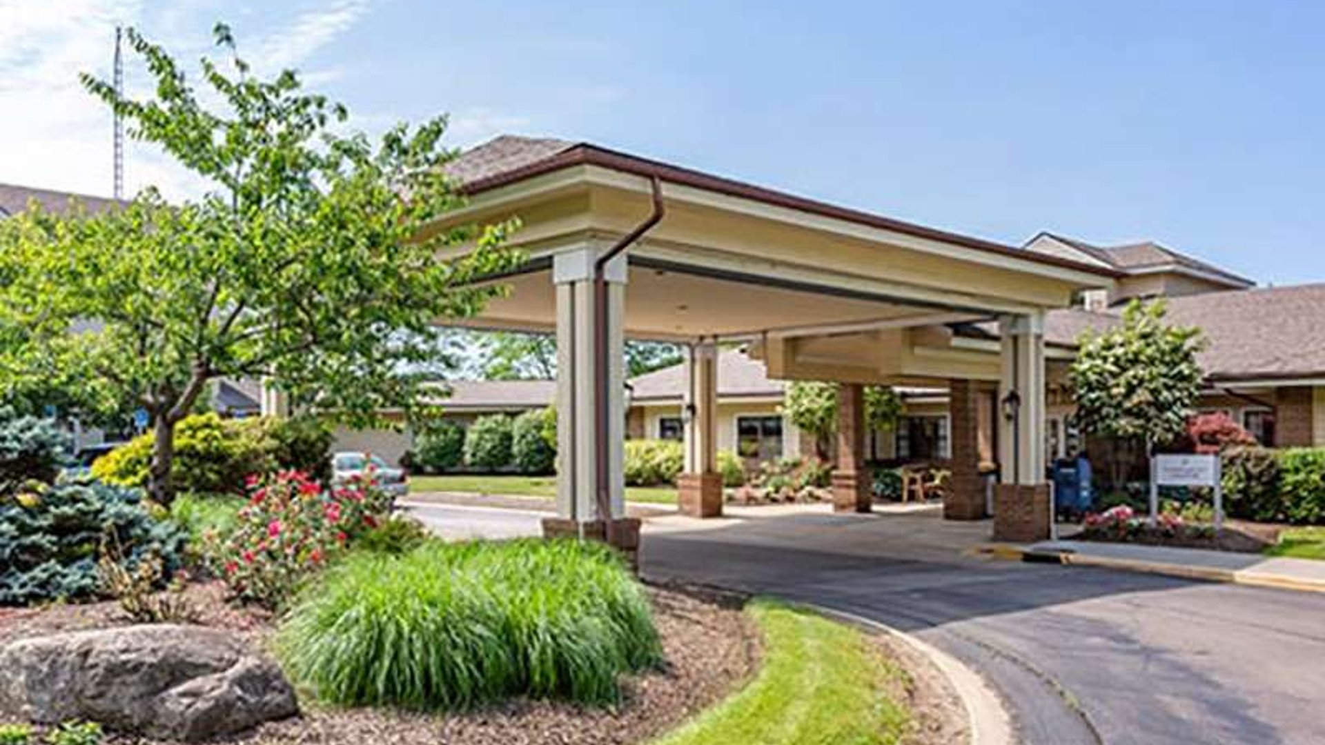 System.Collections.Generic.List`1[AFS.Common.Models.Photo] - Image 1