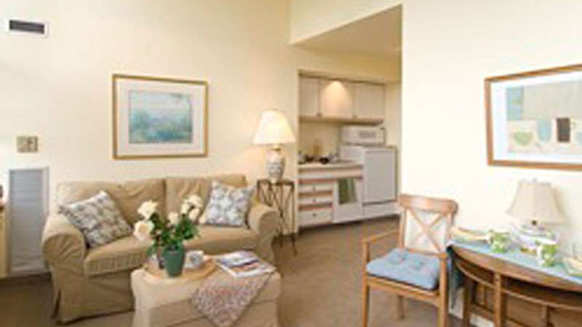 System.Collections.Generic.List`1[AFS.Common.Models.Photo] - Image 5