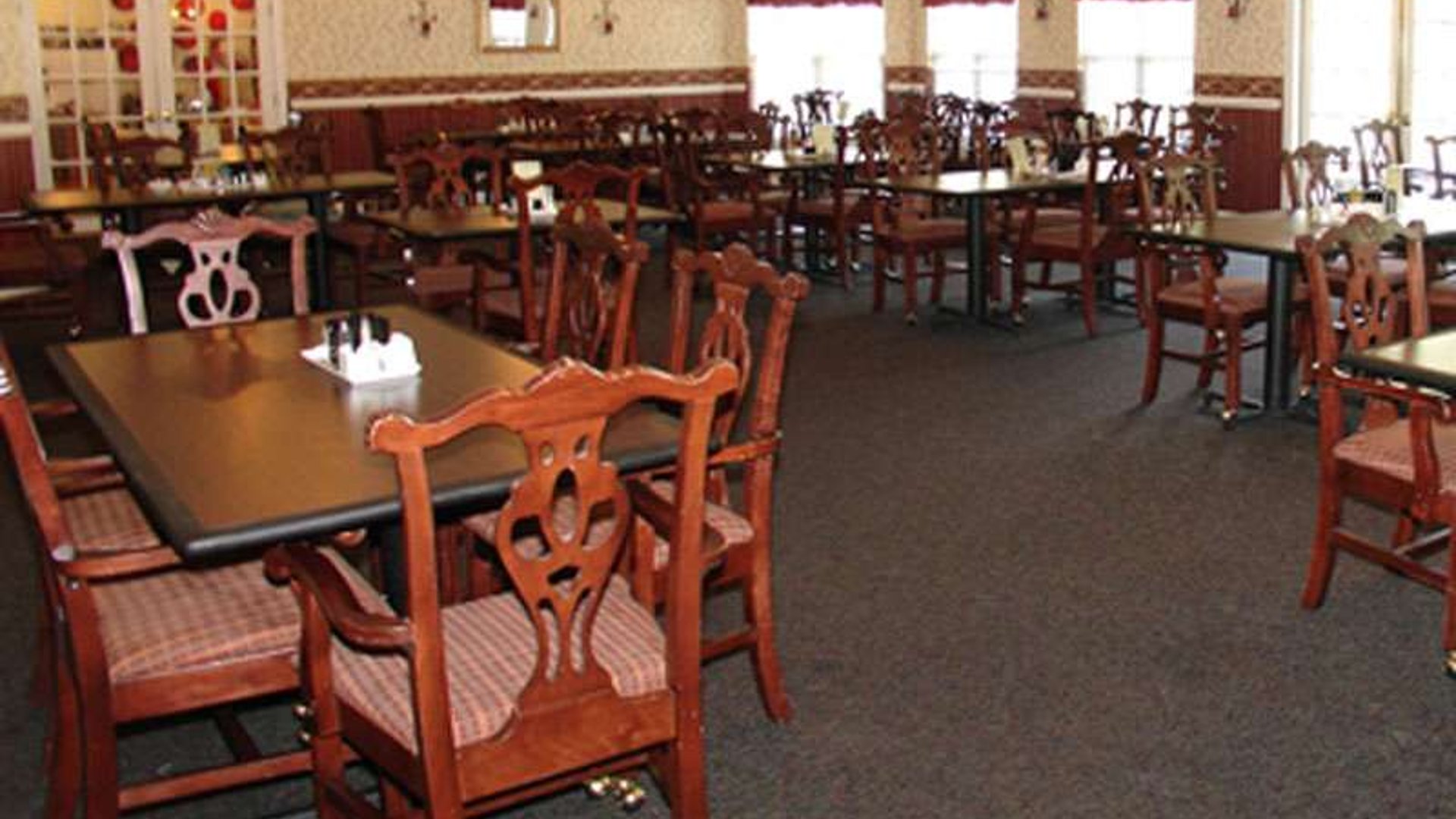 System.Collections.Generic.List`1[AFS.Common.Models.Photo] - Image 3