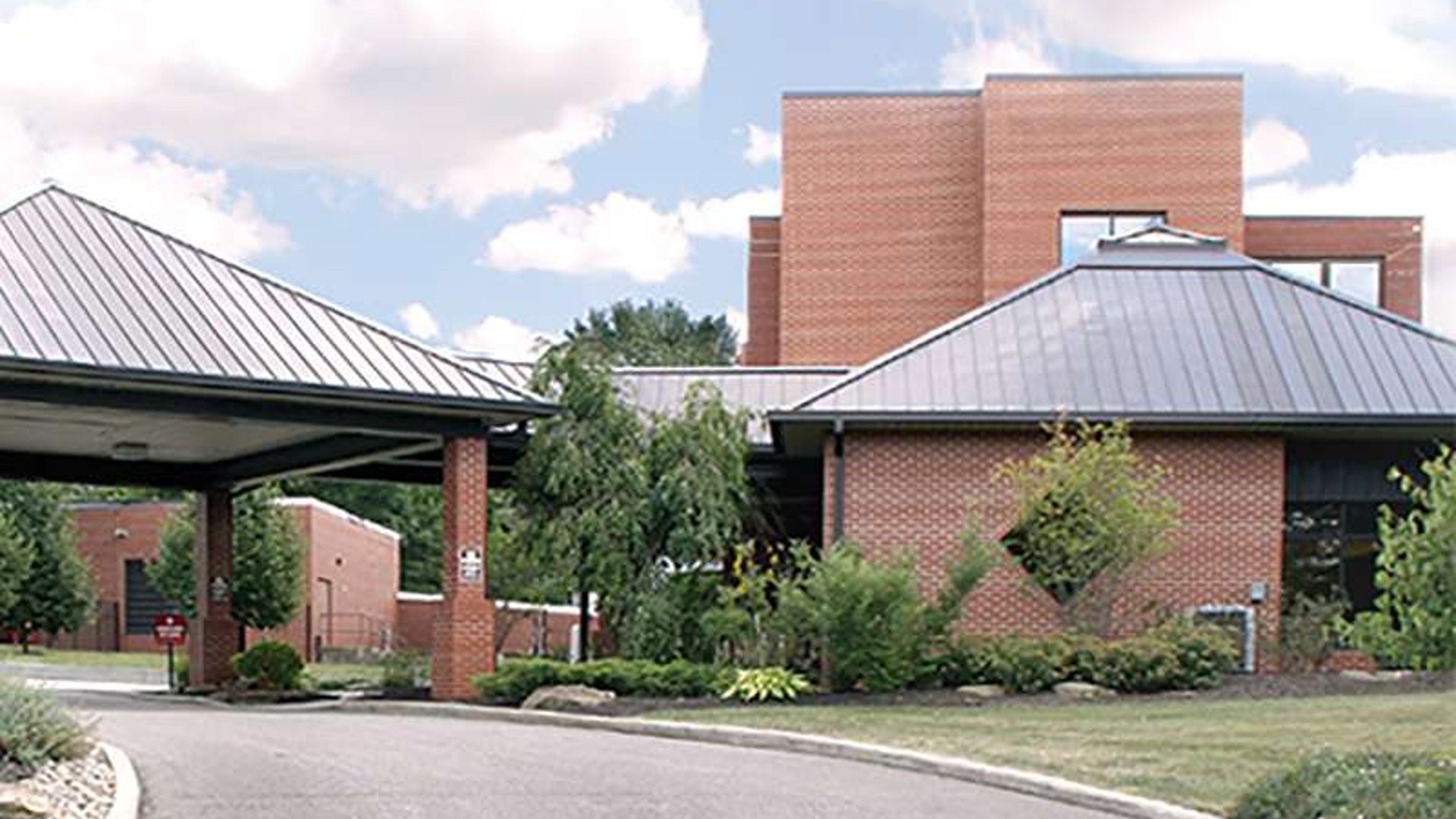 System.Collections.Generic.List`1[AFS.Common.Models.Photo] - Image 1