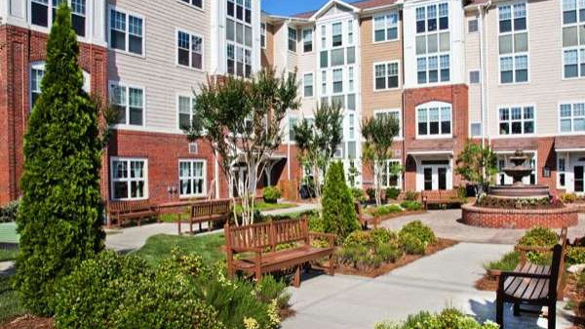 System.Collections.Generic.List`1[AFS.Common.Models.Photo] - Image 6