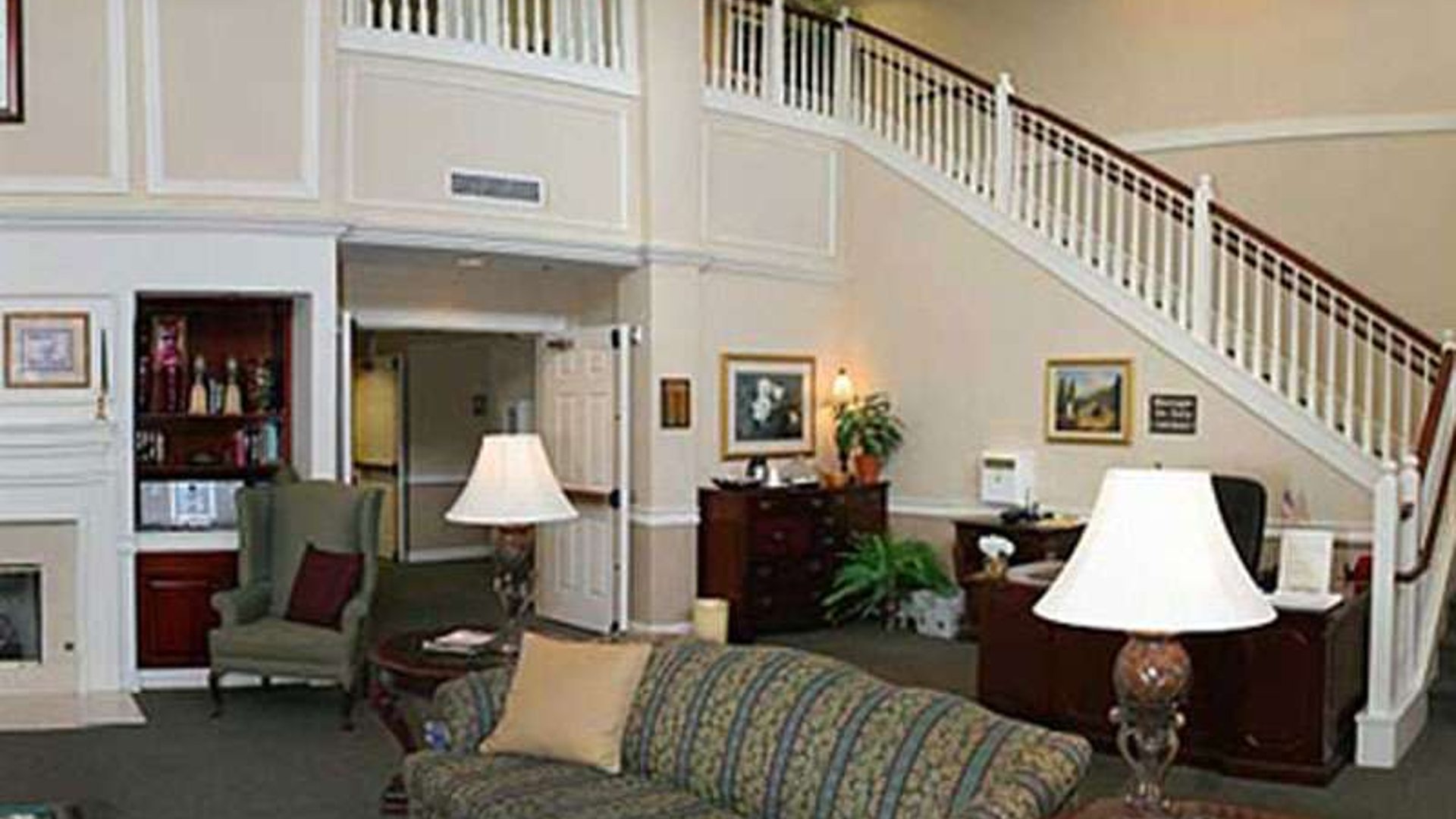 System.Collections.Generic.List`1[AFS.Common.Models.Photo] - Image 3