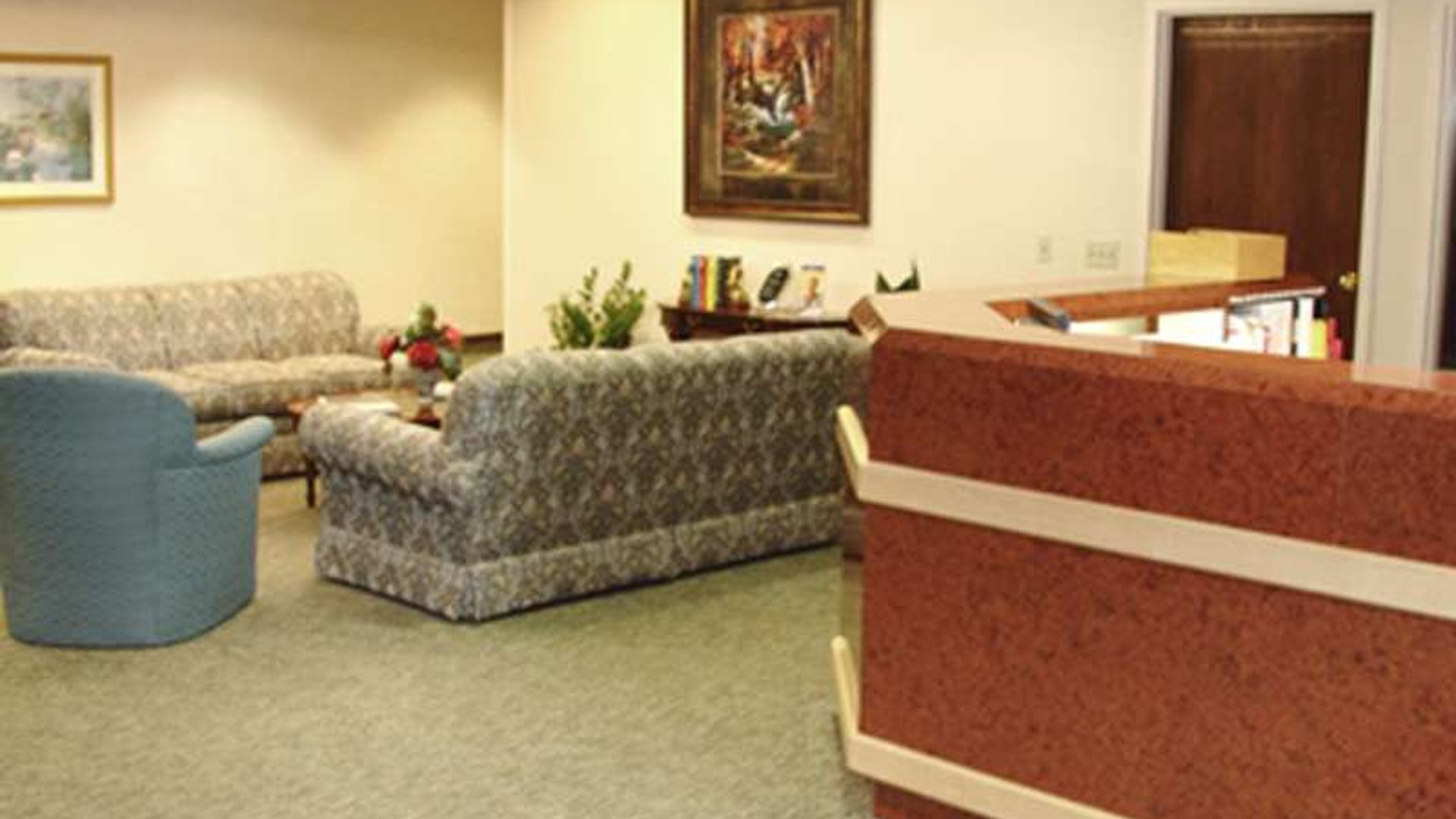 System.Collections.Generic.List`1[AFS.Common.Models.Photo] - Image 3