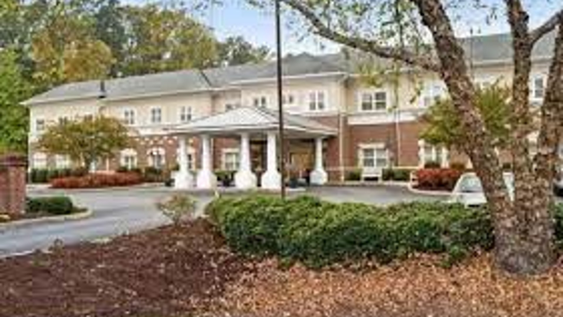 System.Collections.Generic.List`1[AFS.Common.Models.Photo] - Image 1