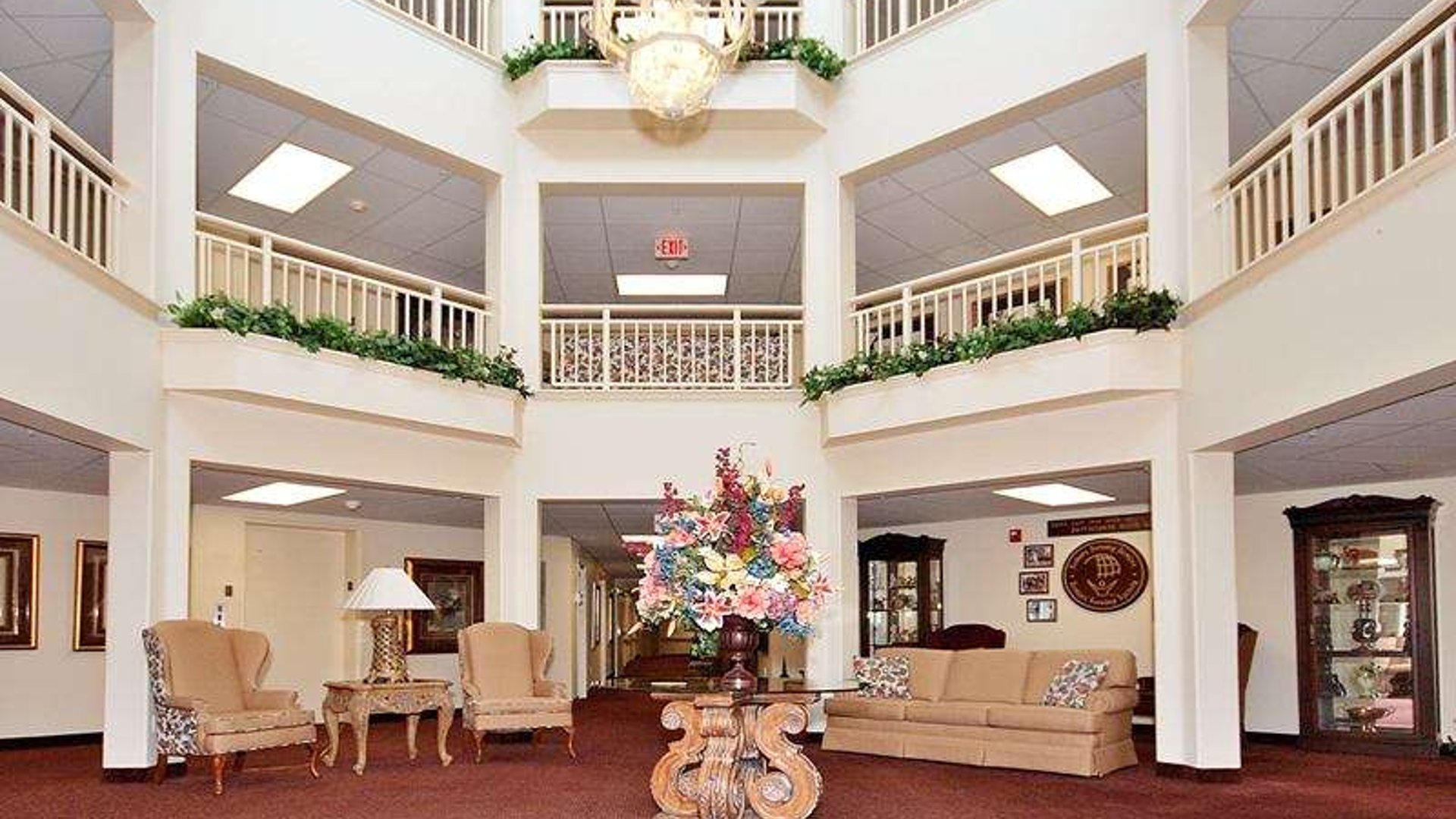 System.Collections.Generic.List`1[AFS.Common.Models.Photo] - Image 2