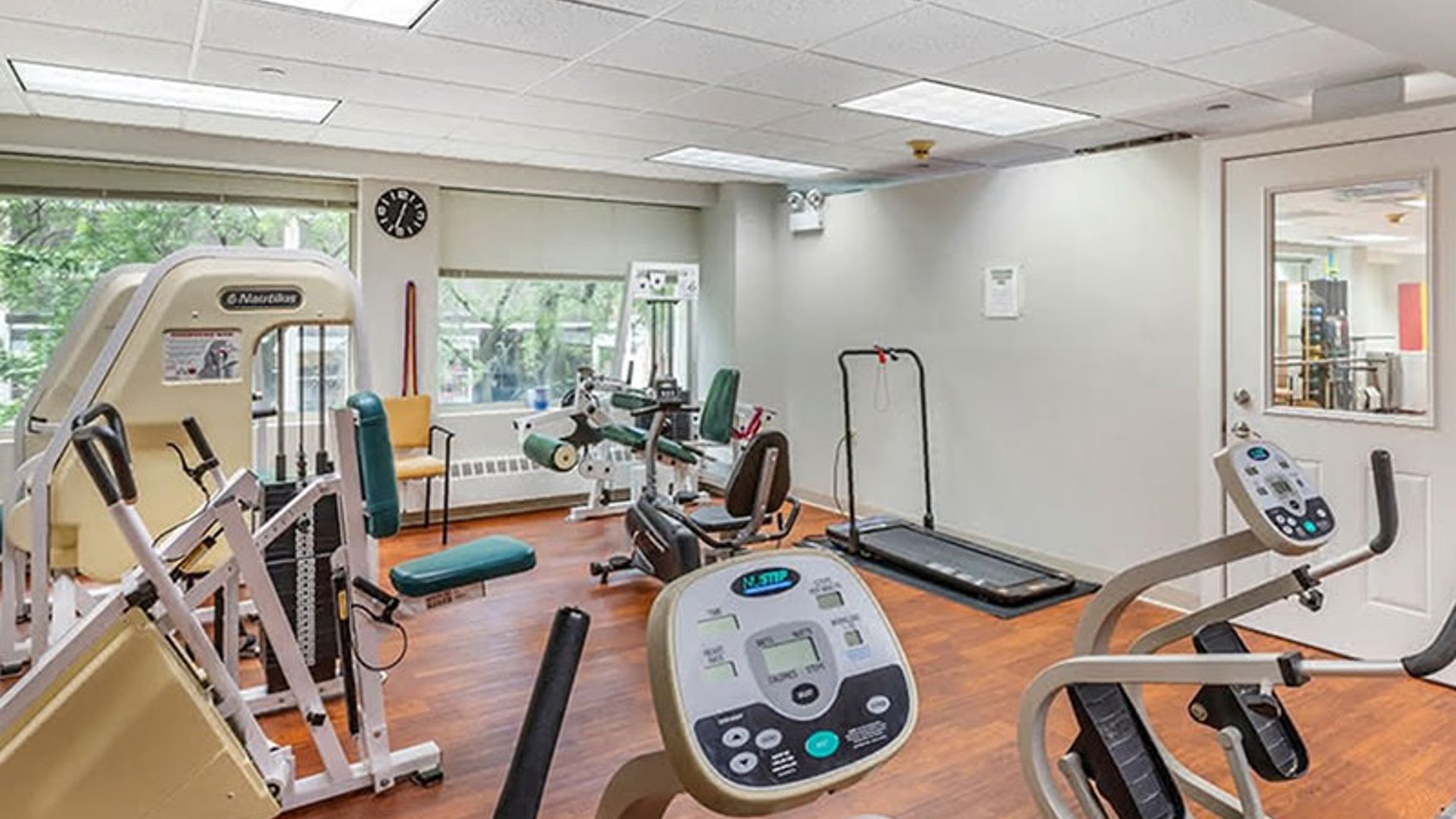 System.Collections.Generic.List`1[AFS.Common.Models.Photo] - Image 4