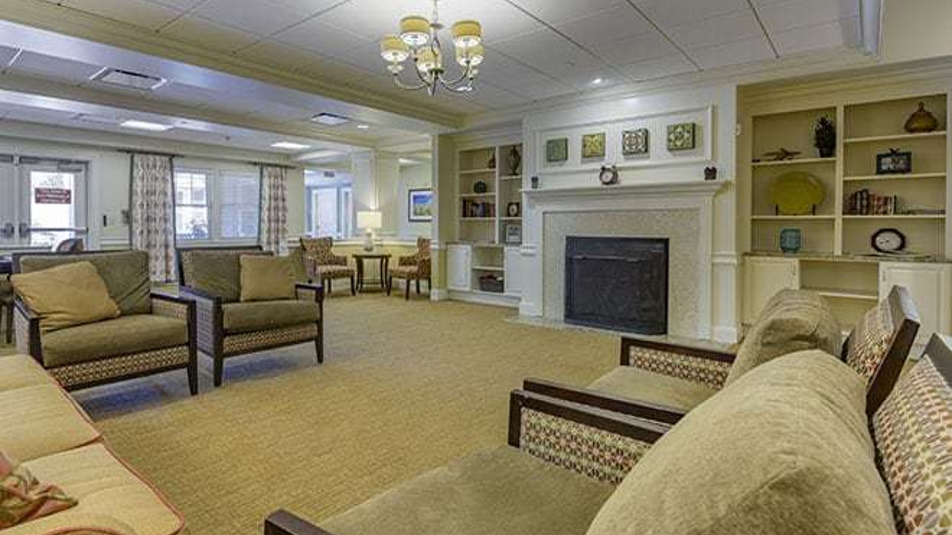 System.Collections.Generic.List`1[AFS.Common.Models.Photo] - Image 2