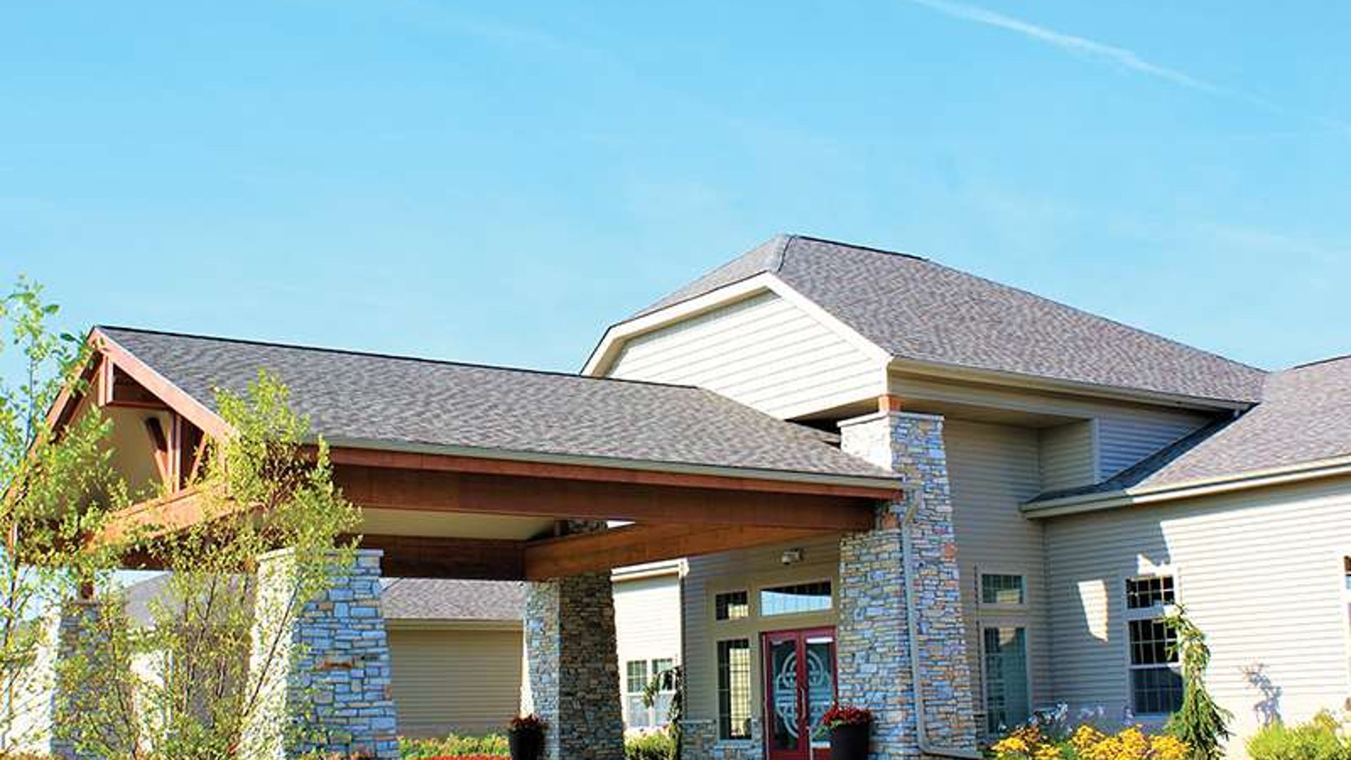 System.Collections.Generic.List`1[AFS.Common.Models.Photo] - Image 1