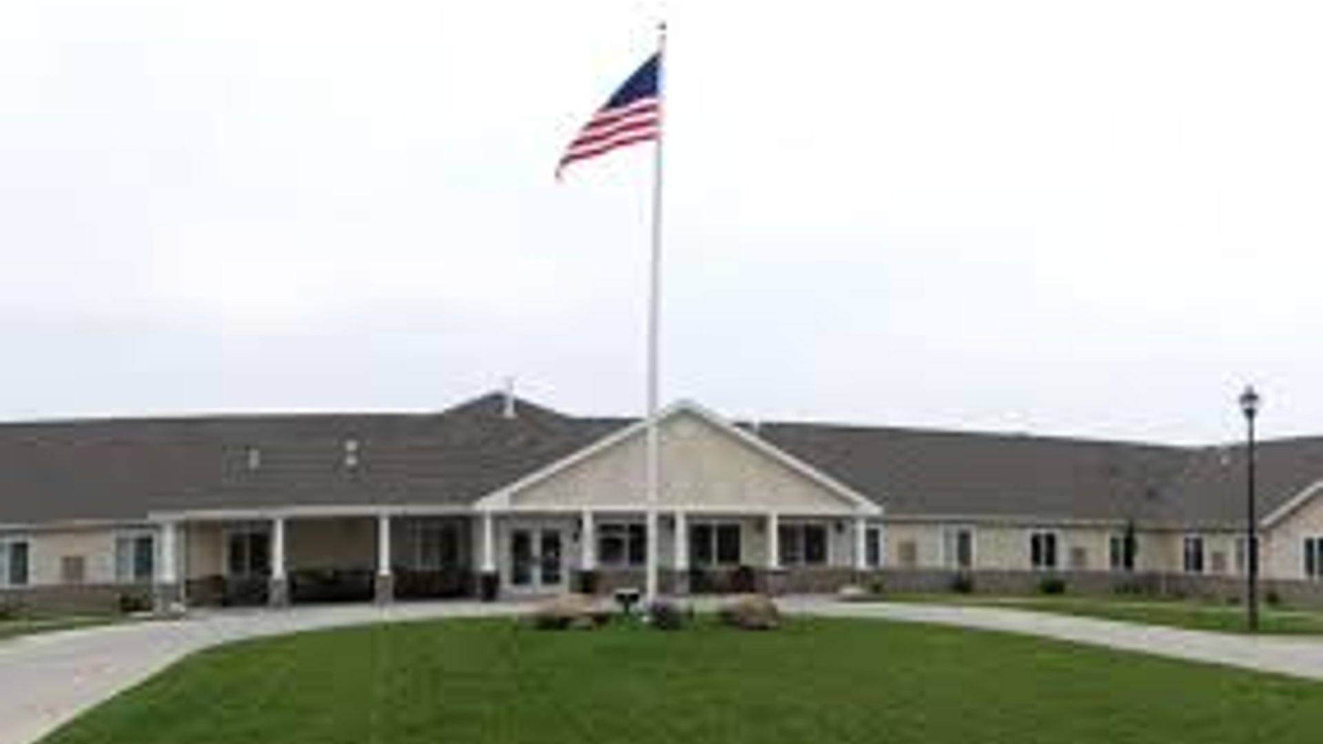 System.Collections.Generic.List`1[AFS.Common.Models.Photo] - Image 1