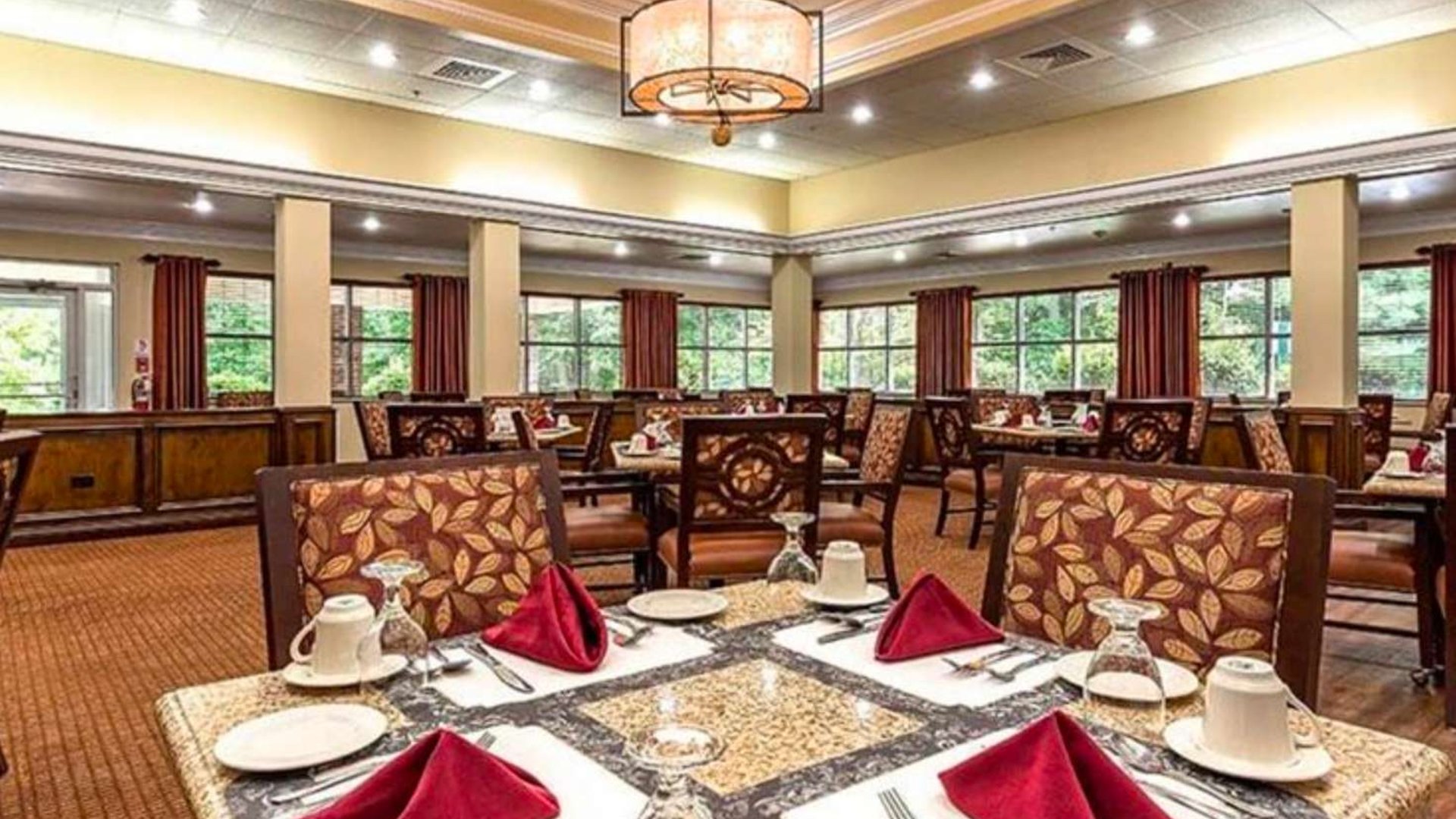 System.Collections.Generic.List`1[AFS.Common.Models.Photo] - Image 1