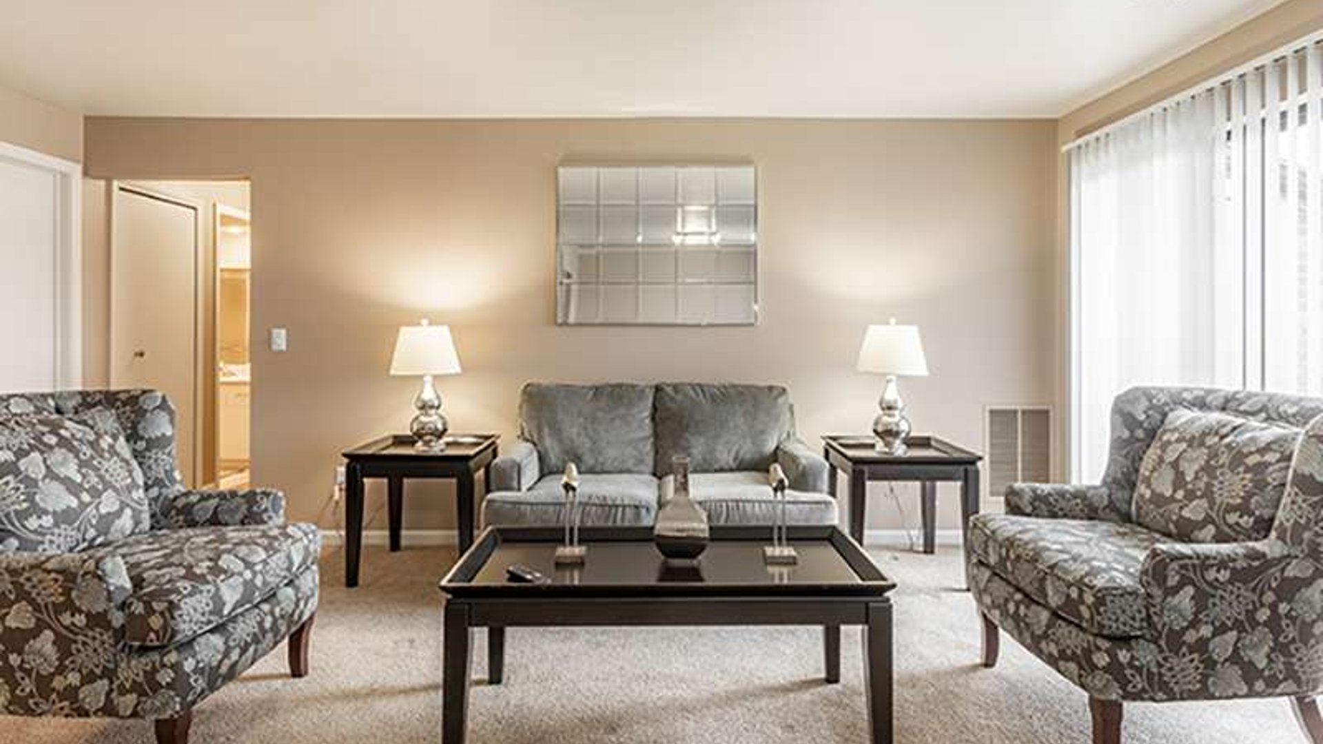 System.Collections.Generic.List`1[AFS.Common.Models.Photo] - Image 2