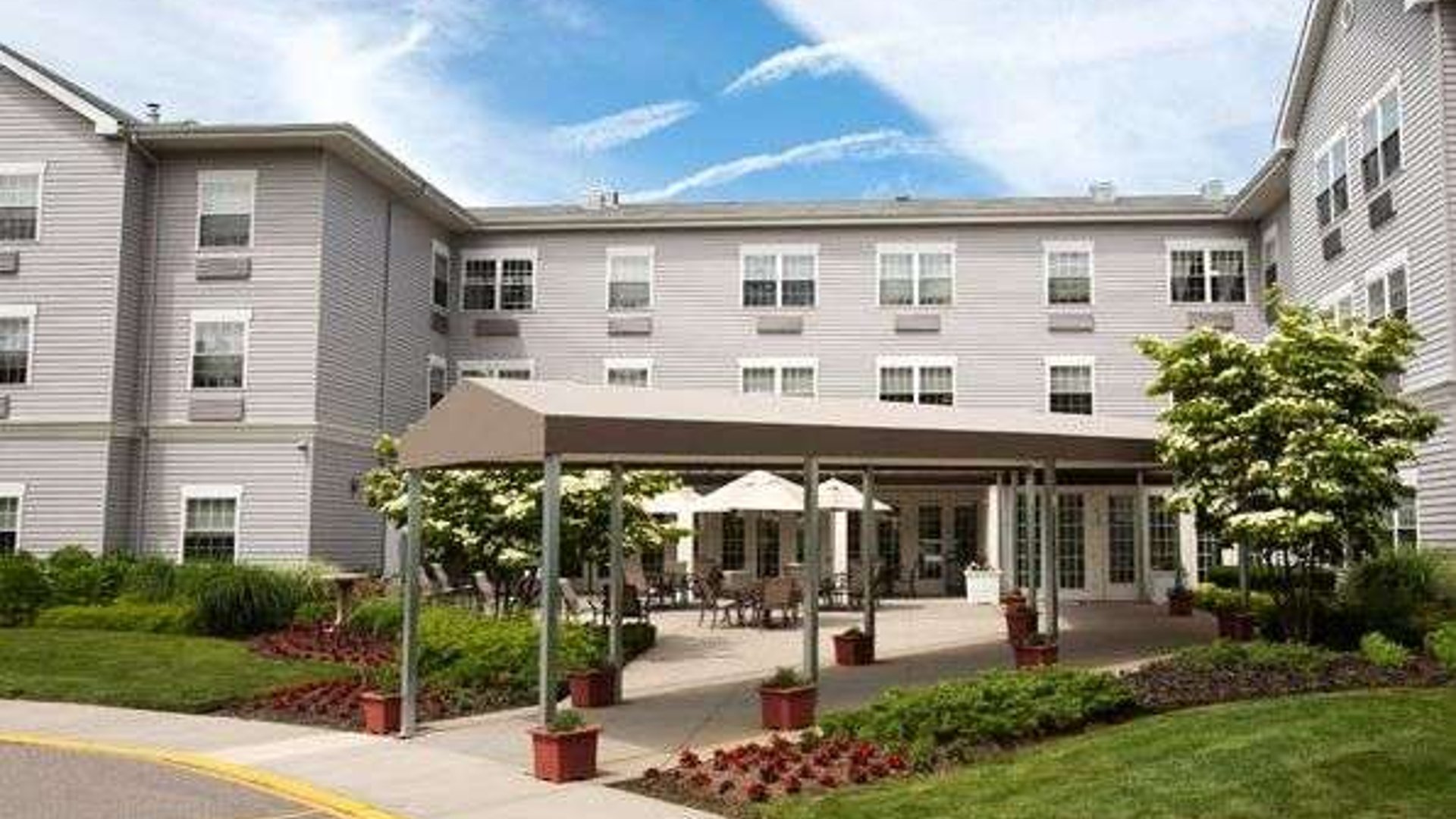 System.Collections.Generic.List`1[AFS.Common.Models.Photo] - Image 1